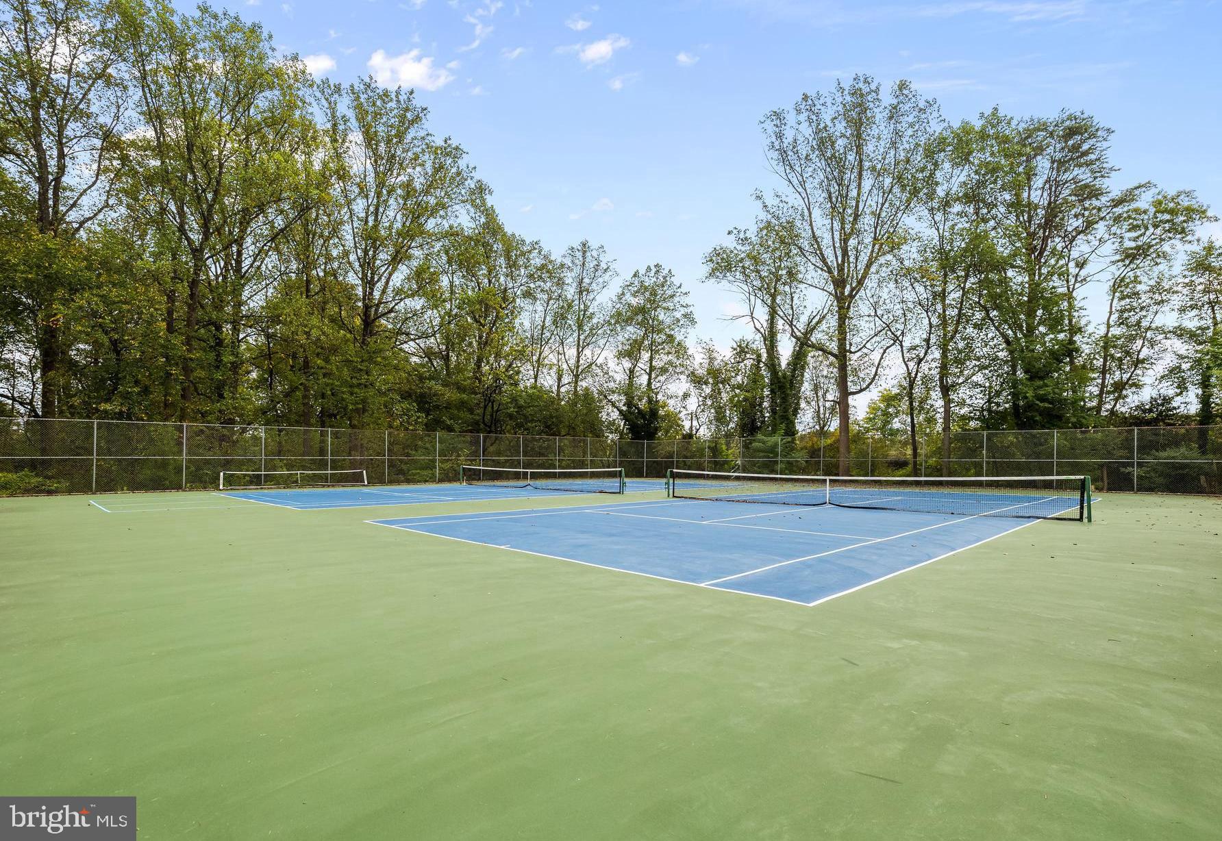 OAKHAMPTON - Residential