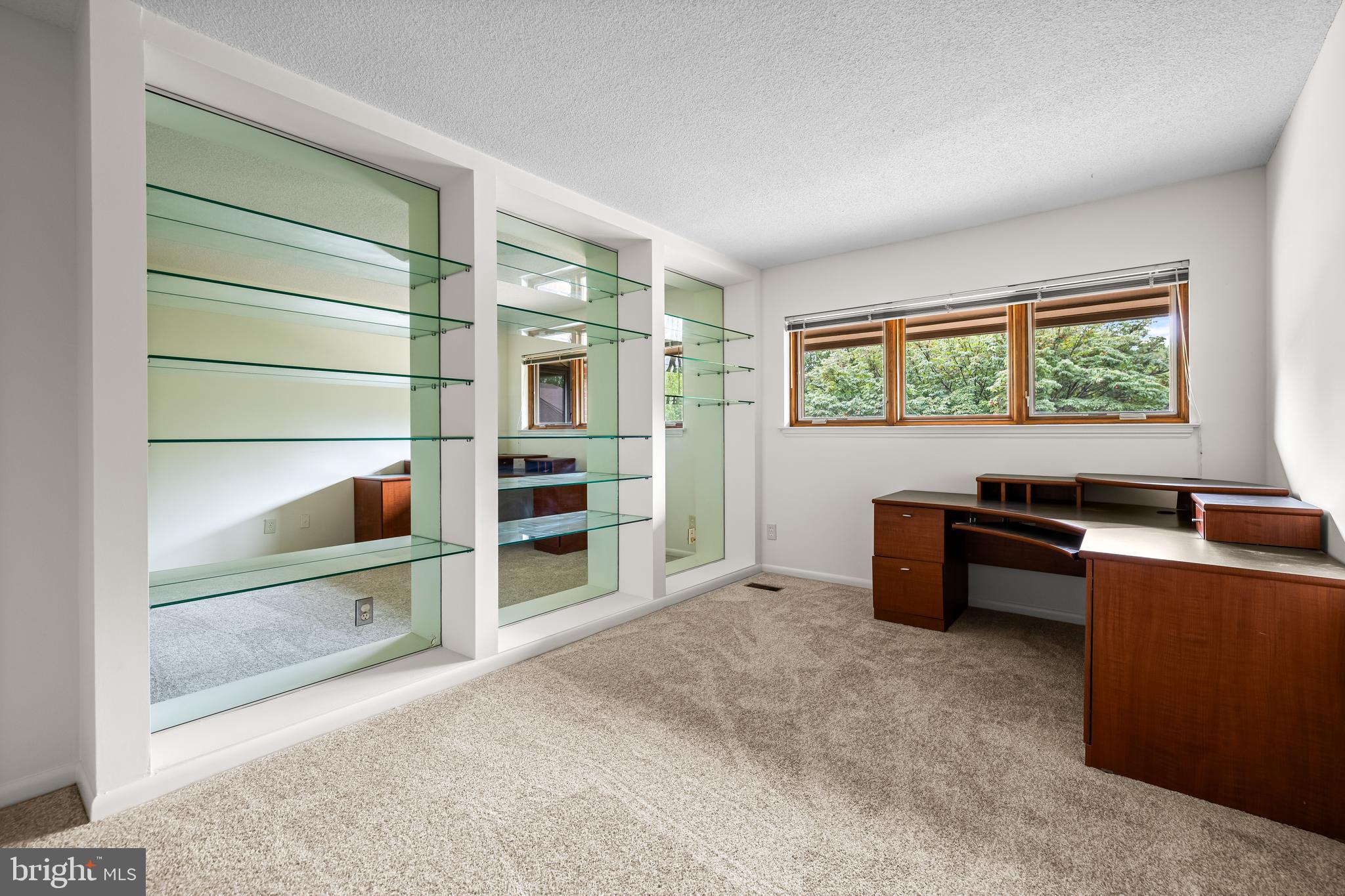 OAKHAMPTON - Residential