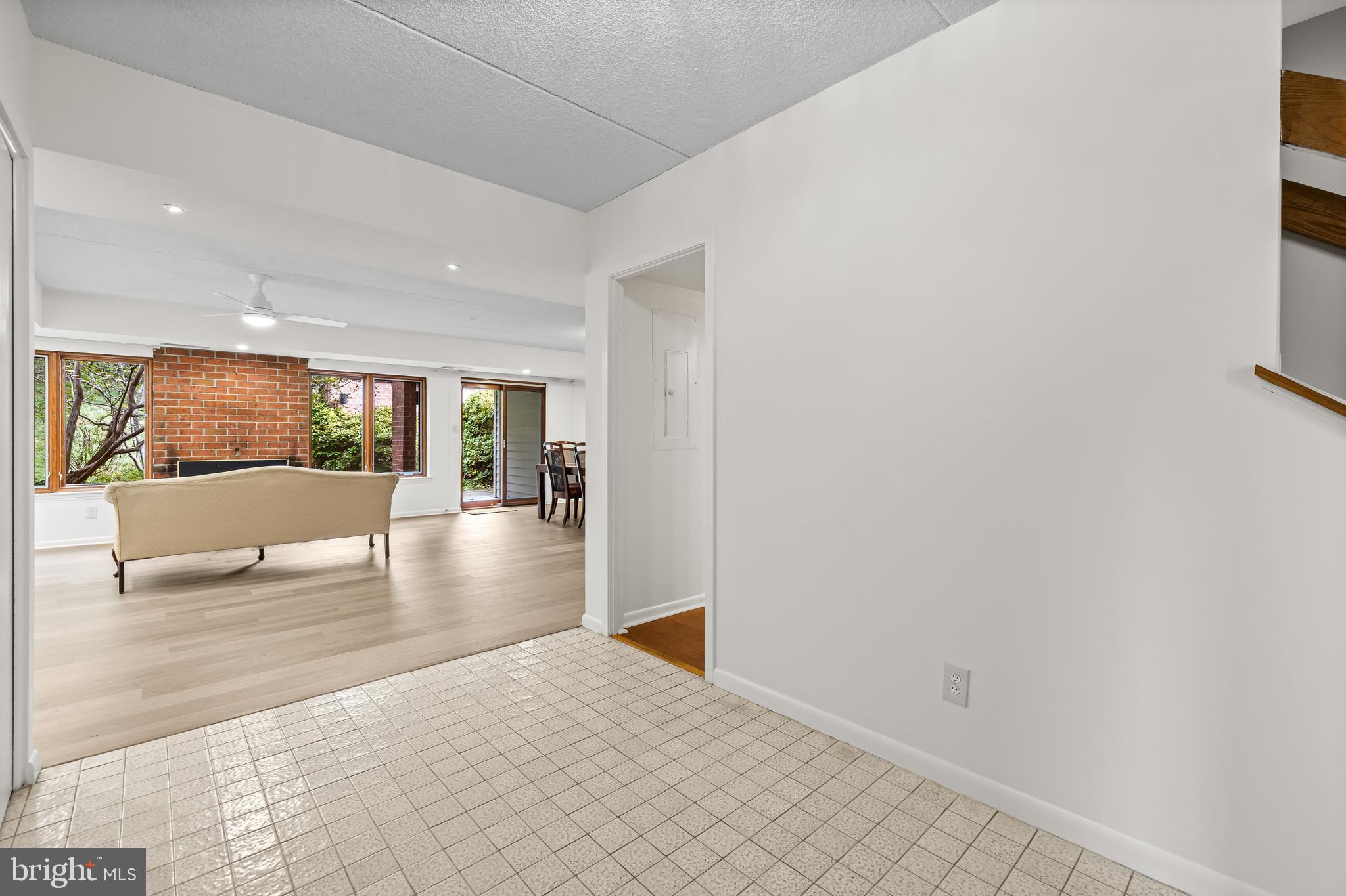 OAKHAMPTON - Residential