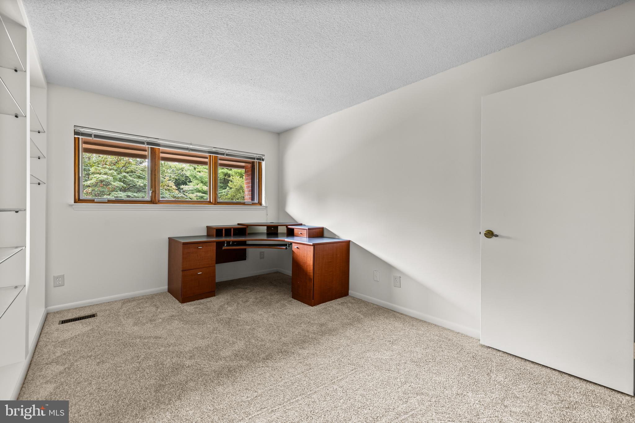 OAKHAMPTON - Residential