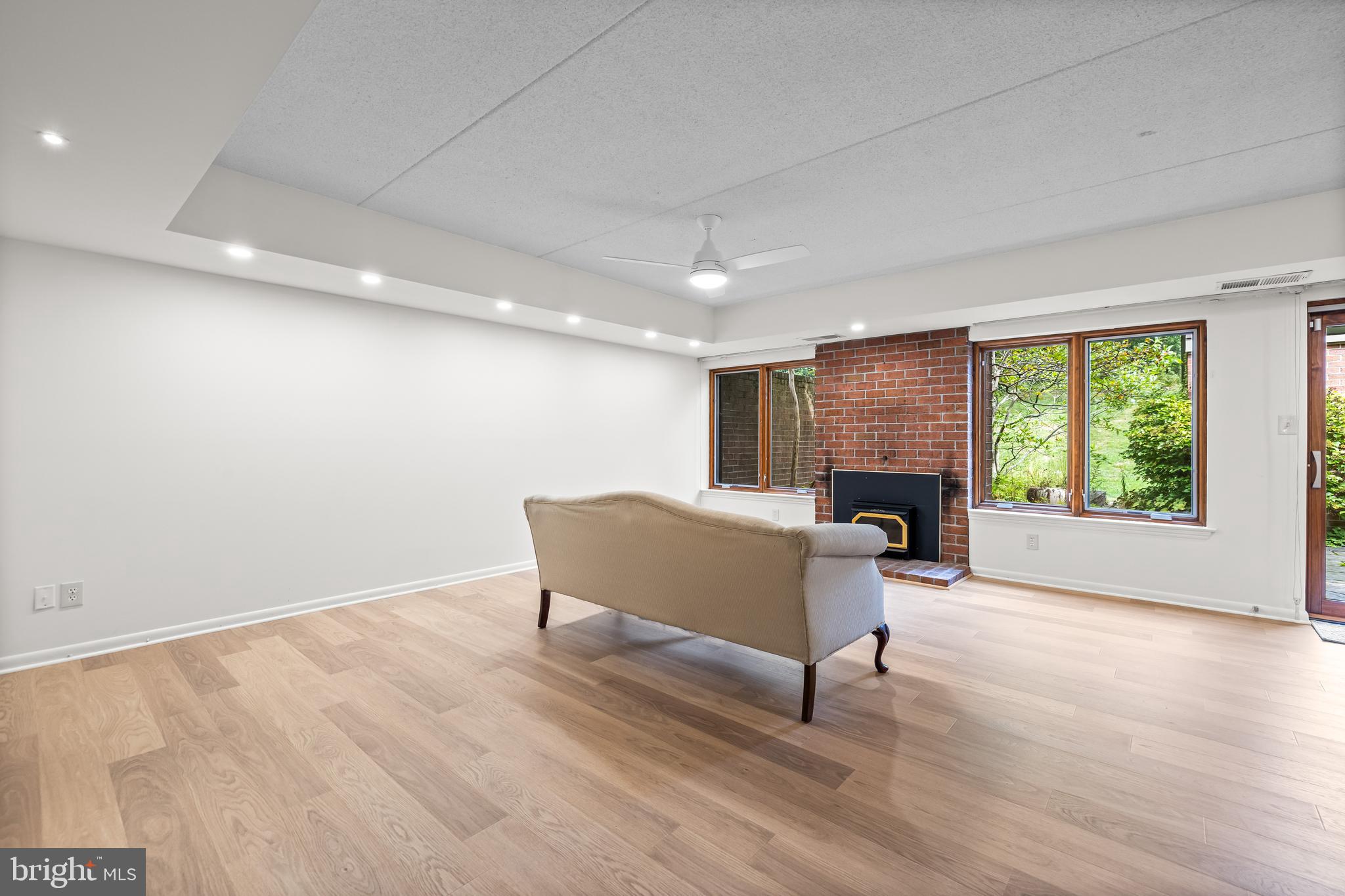 OAKHAMPTON - Residential