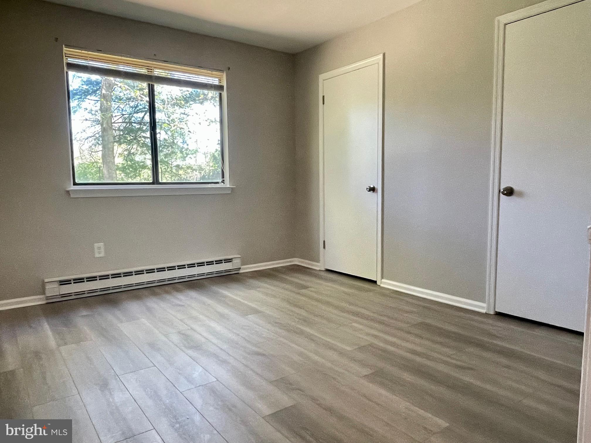 DOYLESTOWN COMMONS - Residential Lease