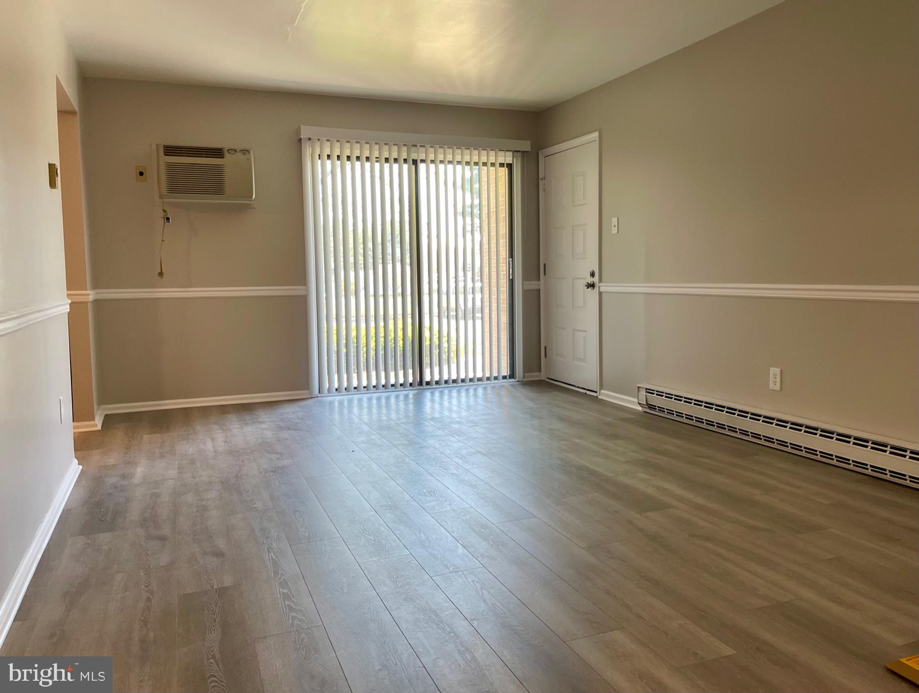 DOYLESTOWN COMMONS - Residential Lease