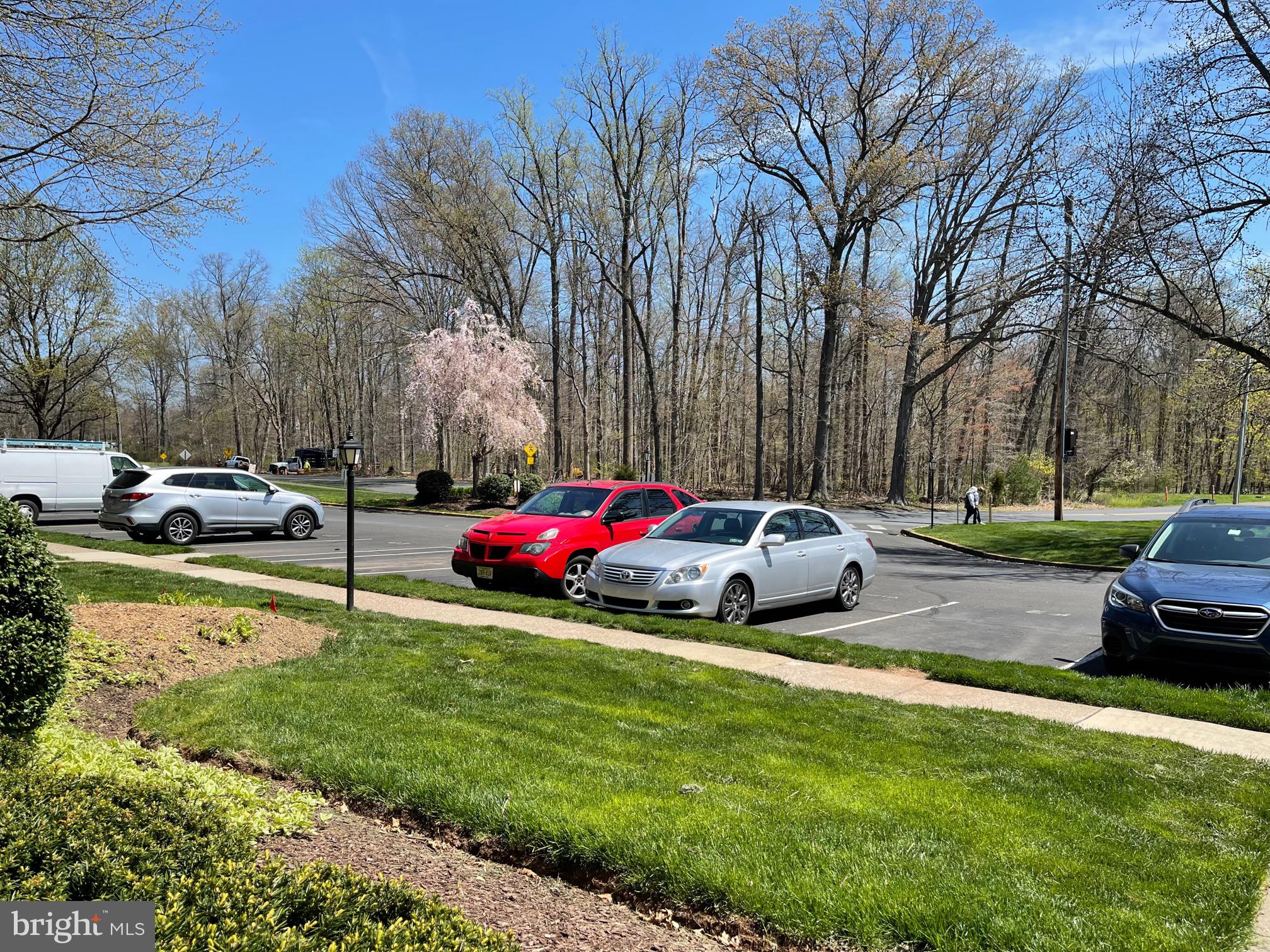 DOYLESTOWN COMMONS - Residential Lease