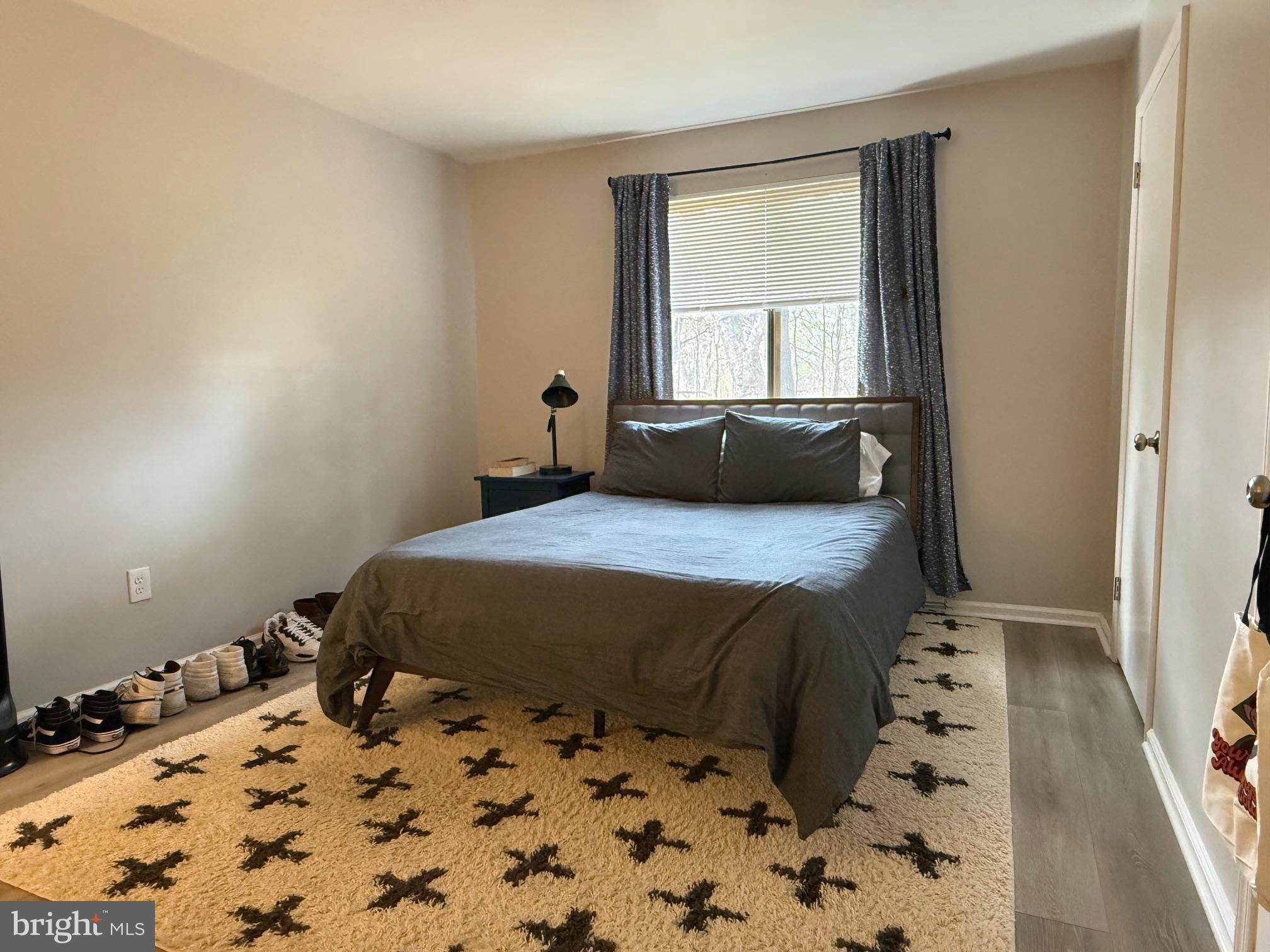 DOYLESTOWN COMMONS - Residential Lease