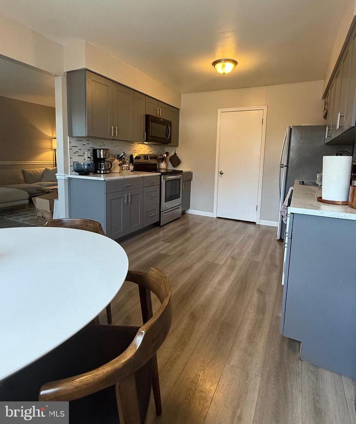 DOYLESTOWN COMMONS - Residential Lease