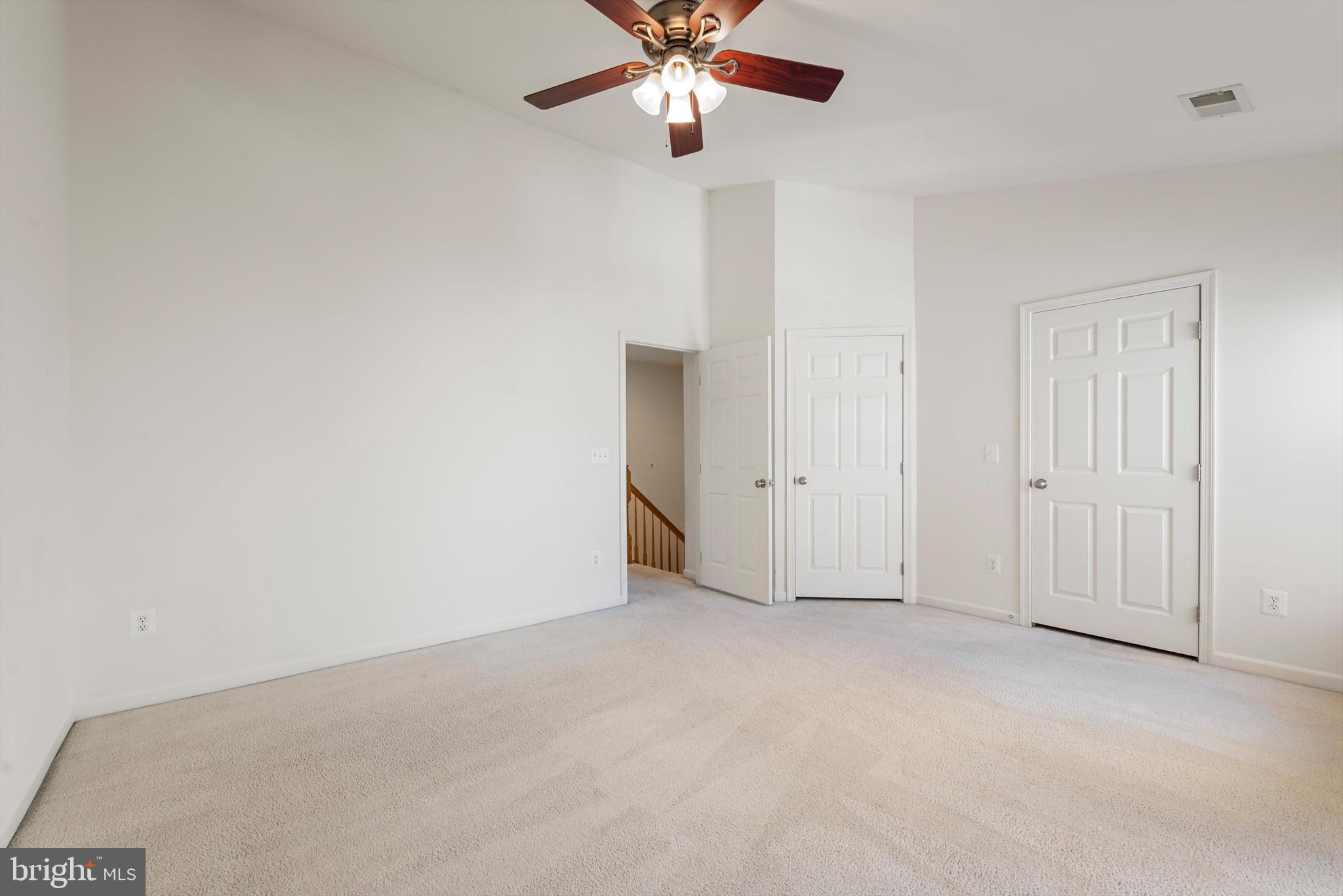 LAKELAND PLACE - Residential