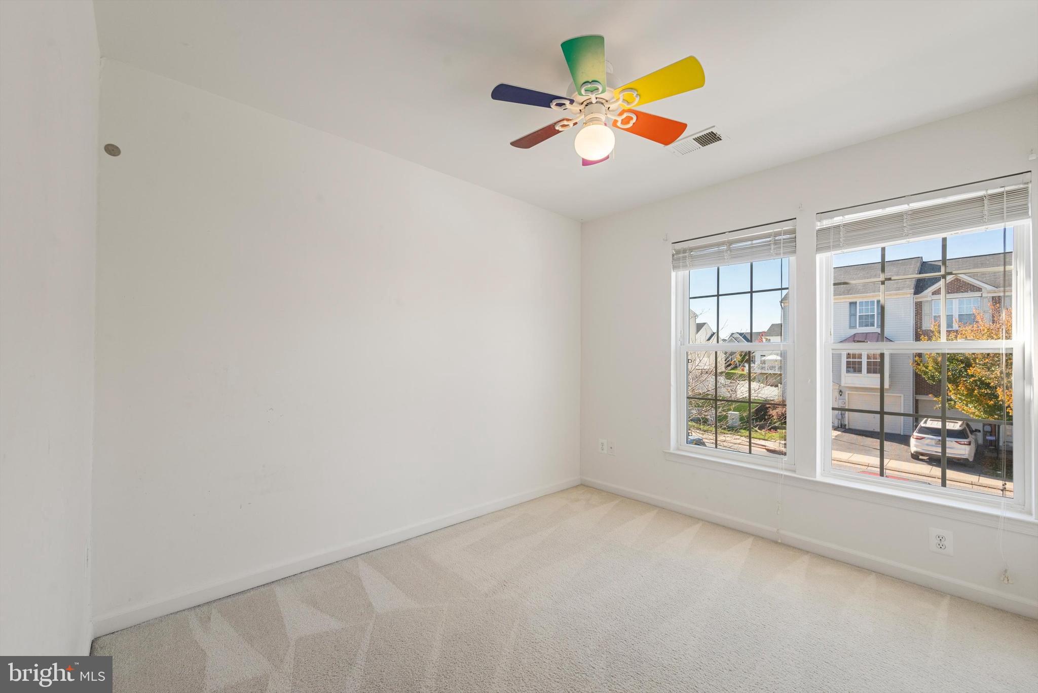 LAKELAND PLACE - Residential