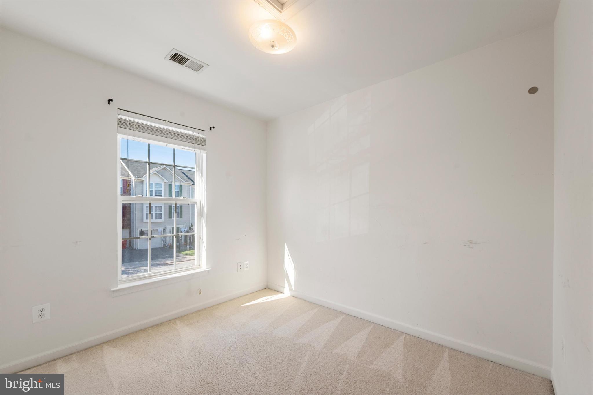 LAKELAND PLACE - Residential