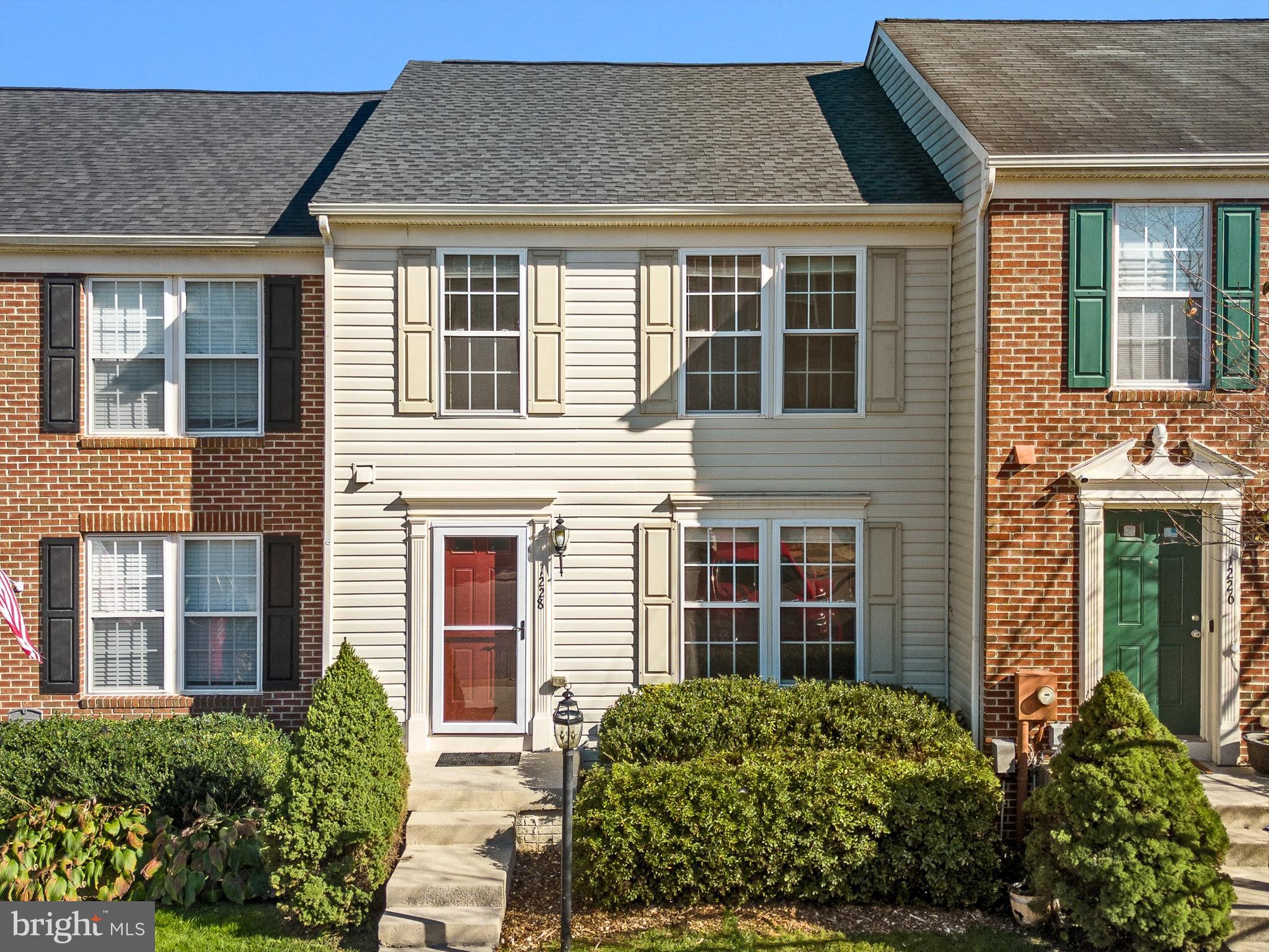 LAKELAND PLACE - Residential