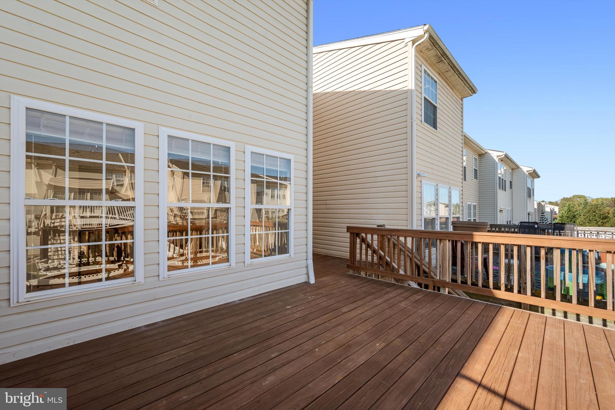 LAKELAND PLACE - Residential