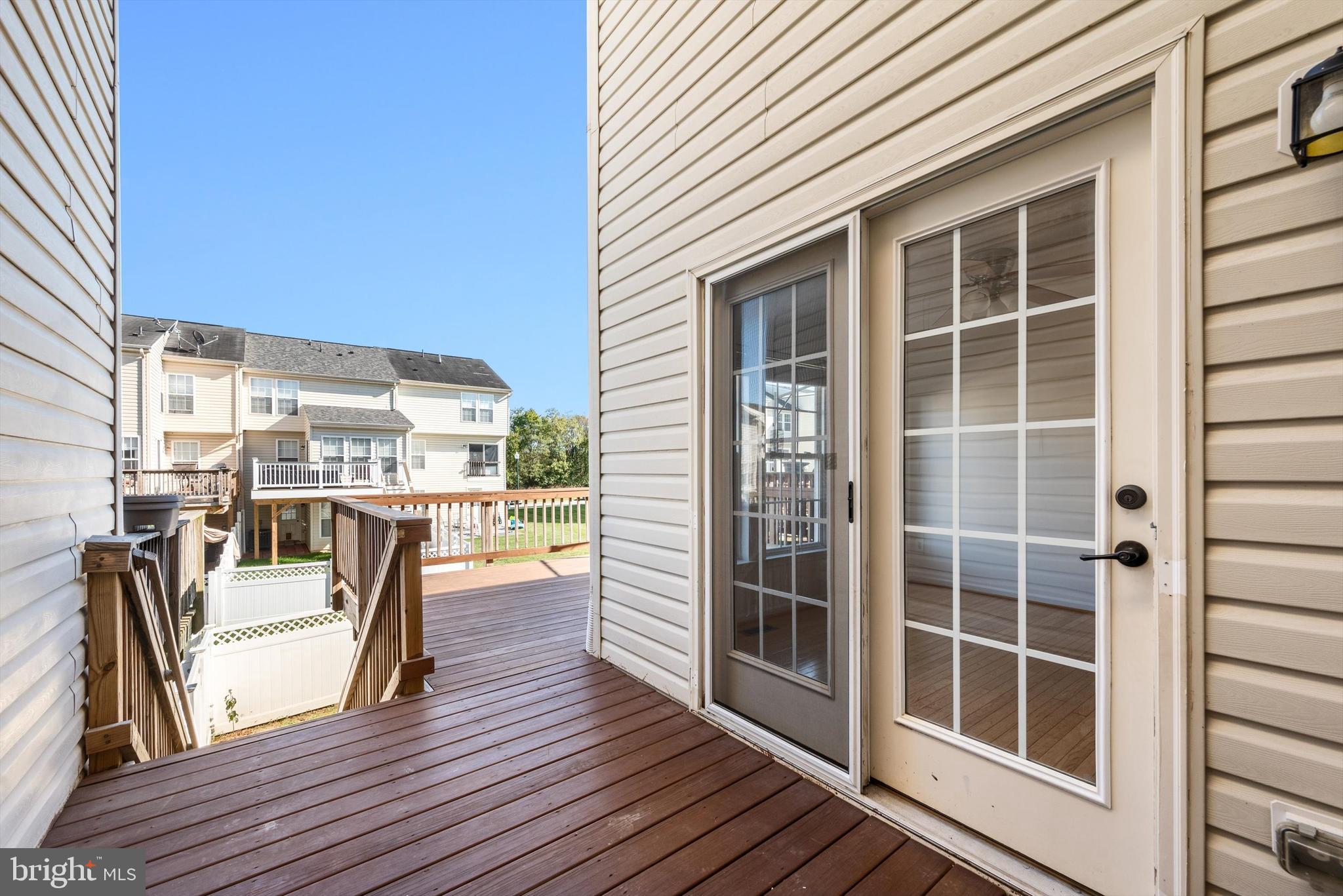 LAKELAND PLACE - Residential