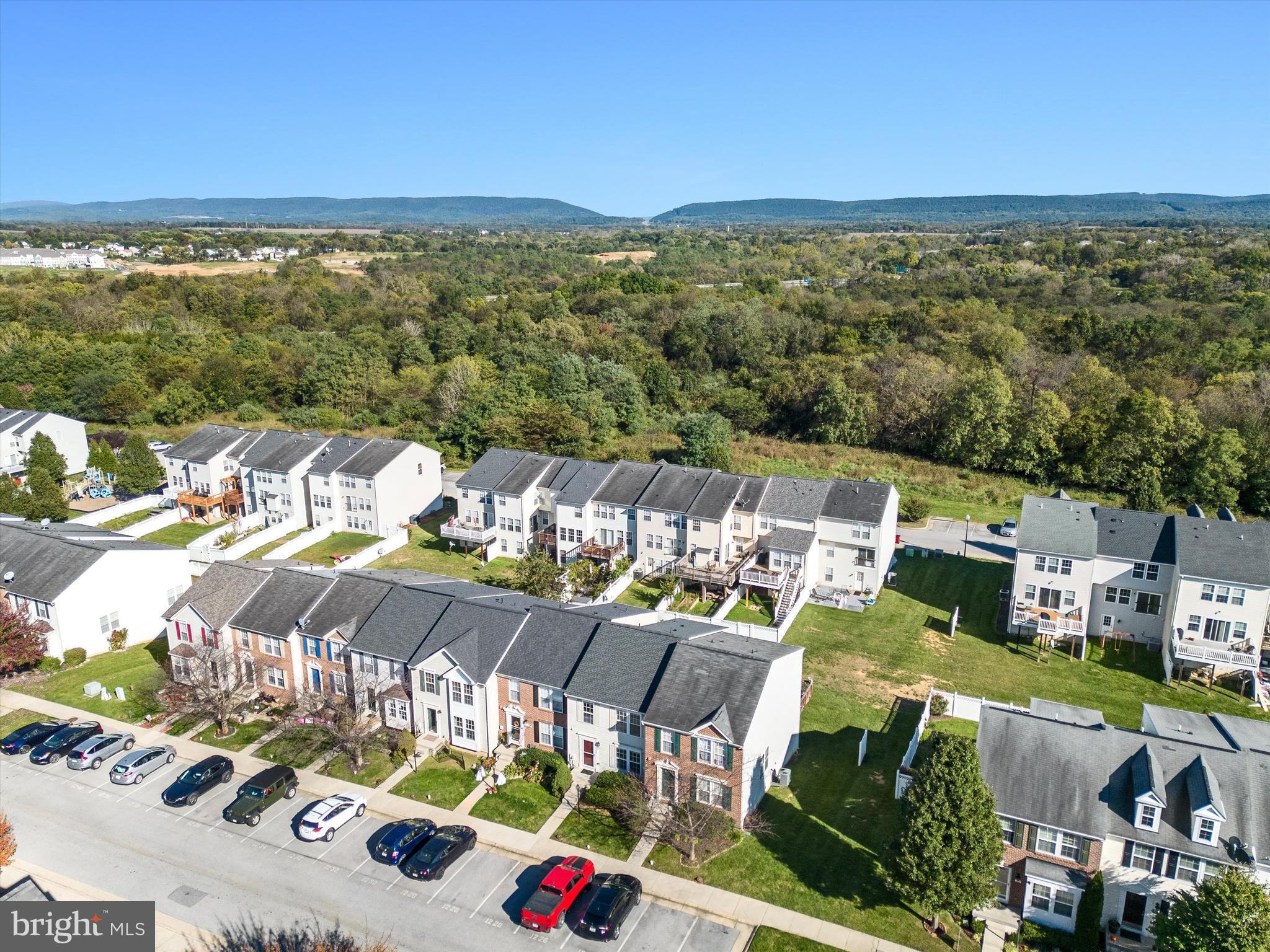 LAKELAND PLACE - Residential