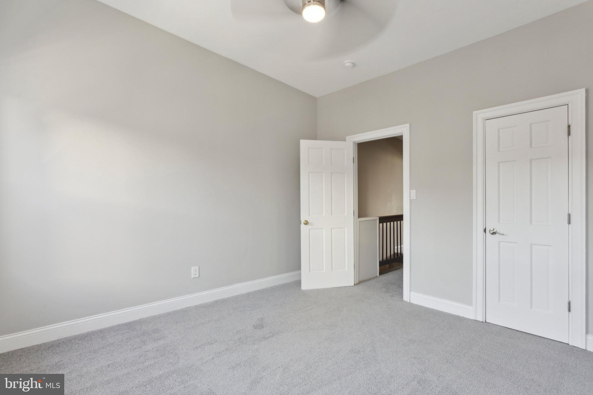 POINT BREEZE - Residential