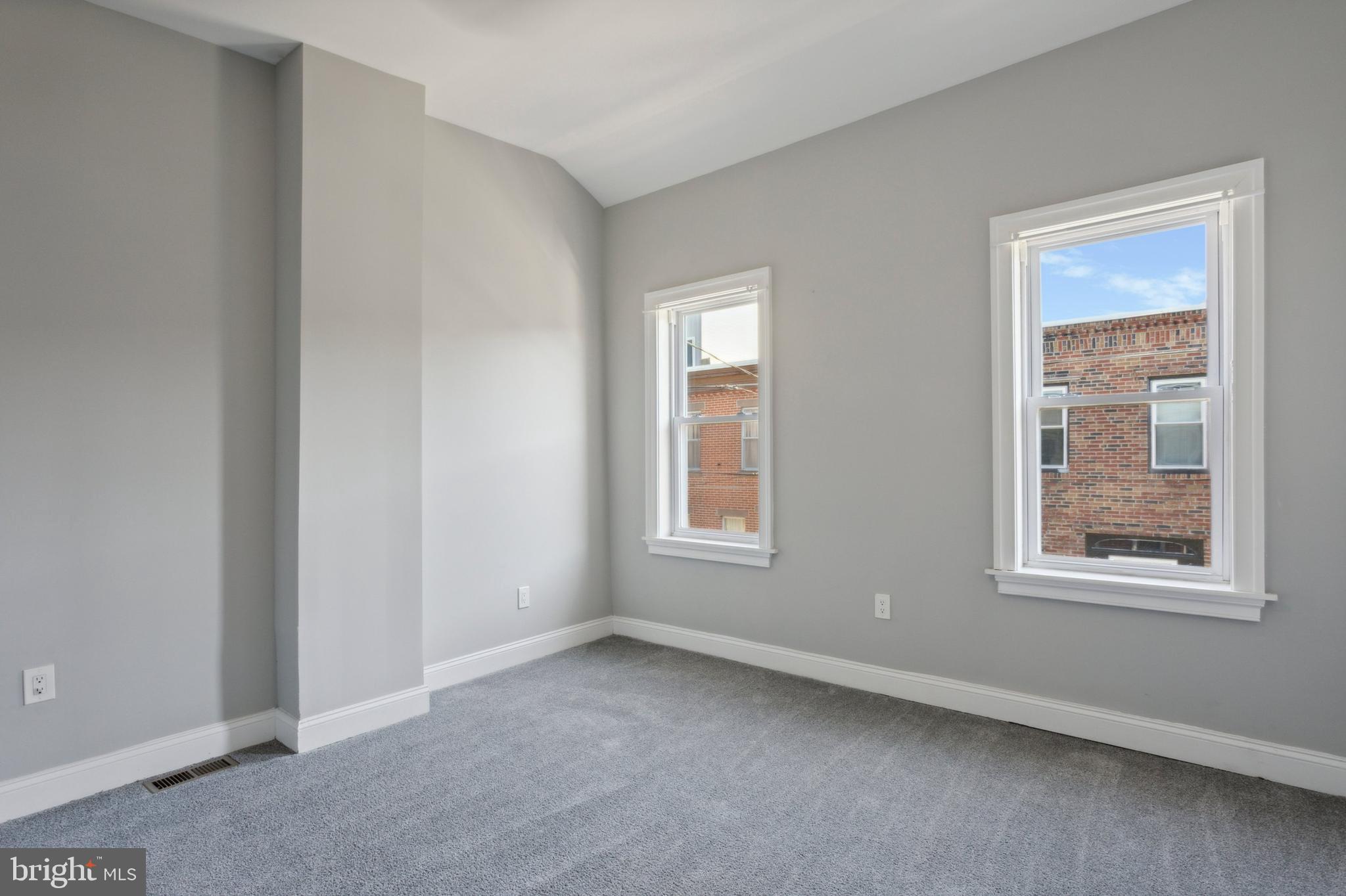 POINT BREEZE - Residential