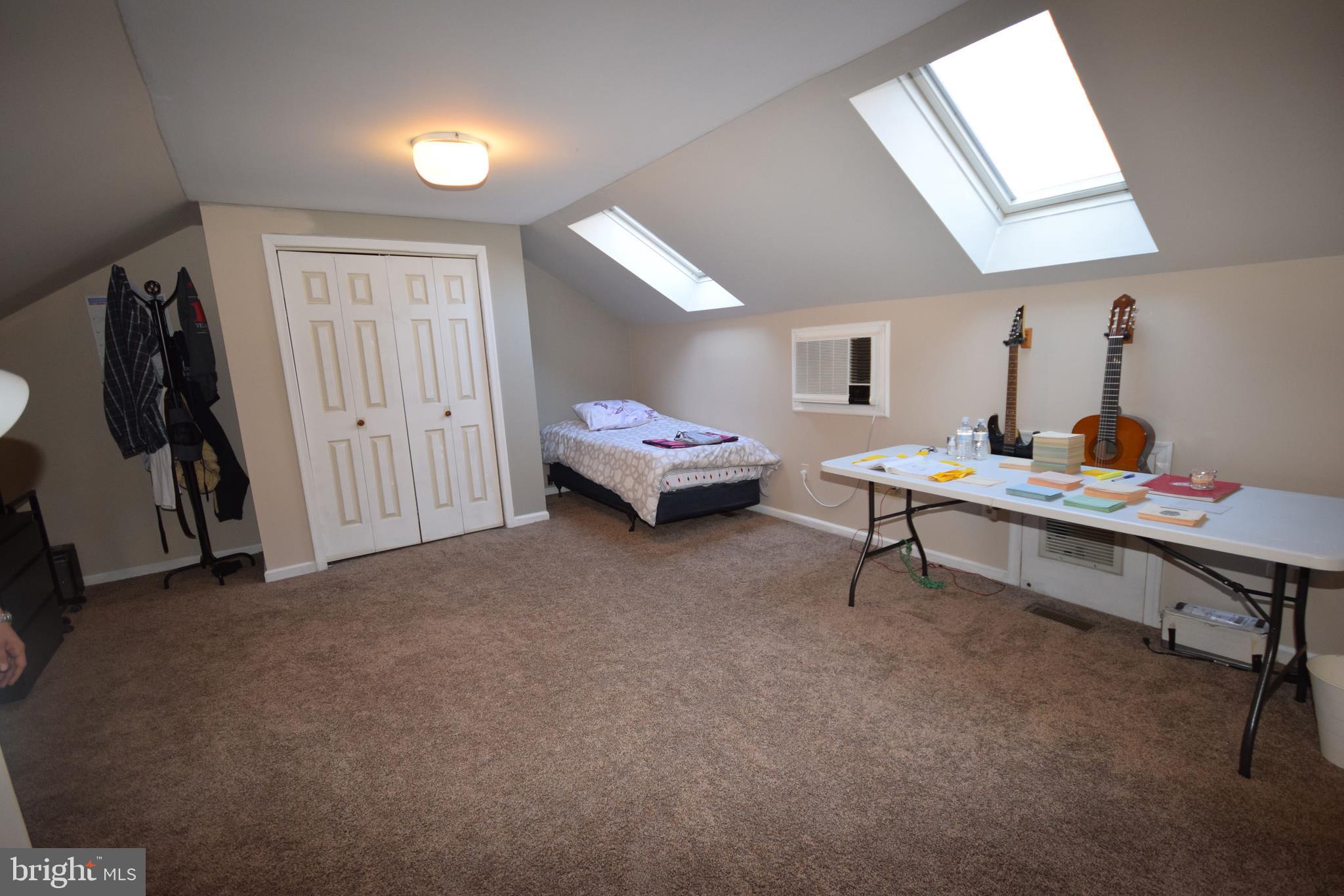 LANGSTOON - Residential