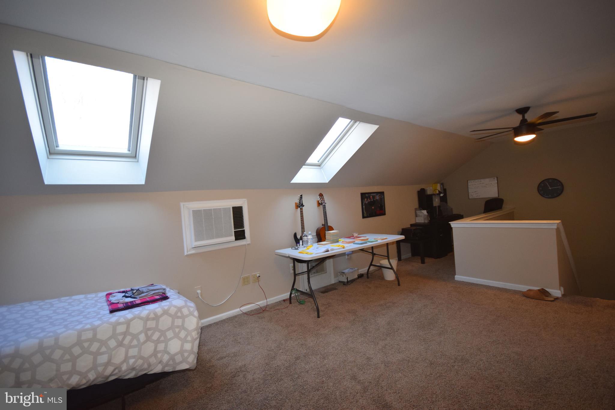 LANGSTOON - Residential