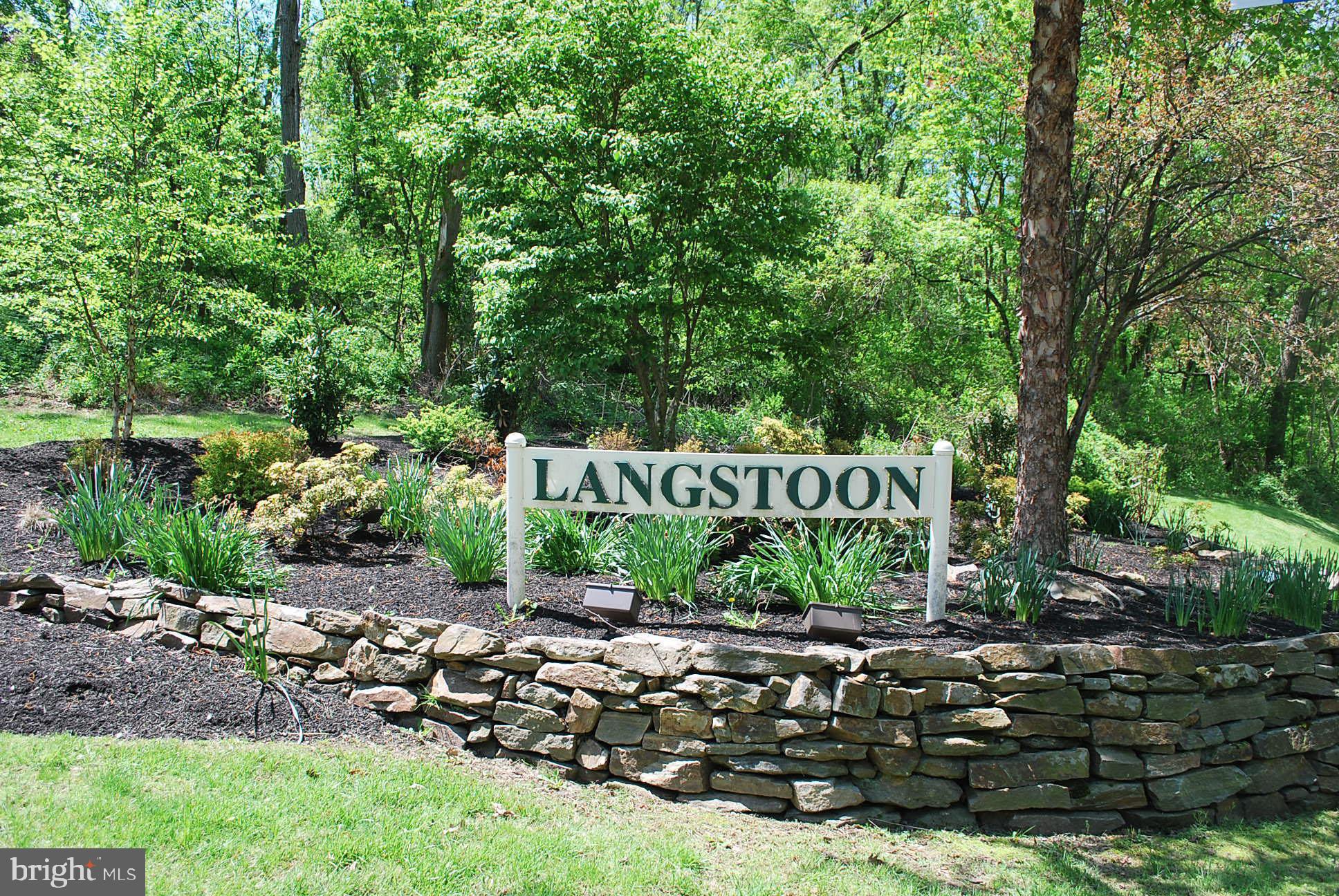 LANGSTOON - Residential