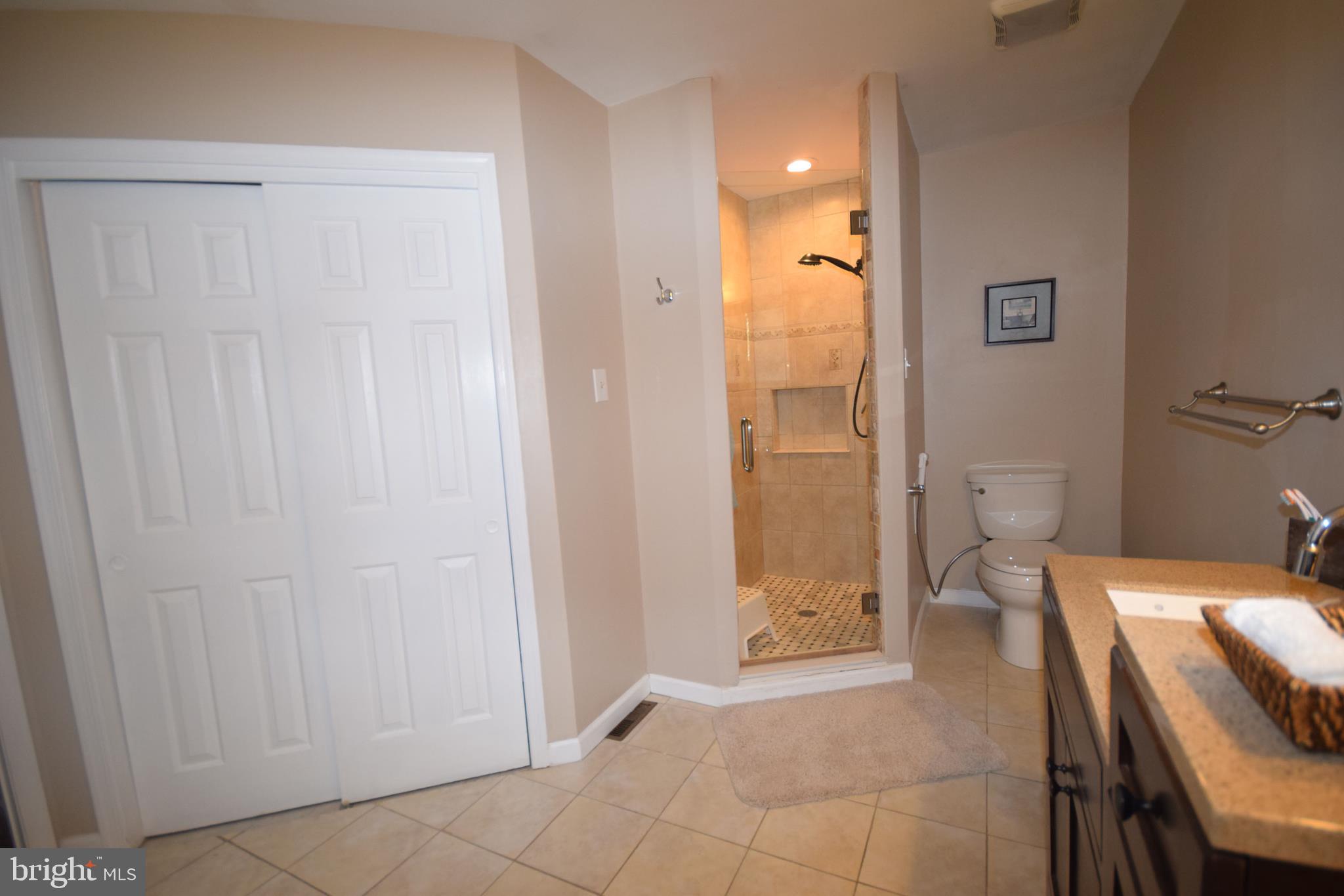 LANGSTOON - Residential