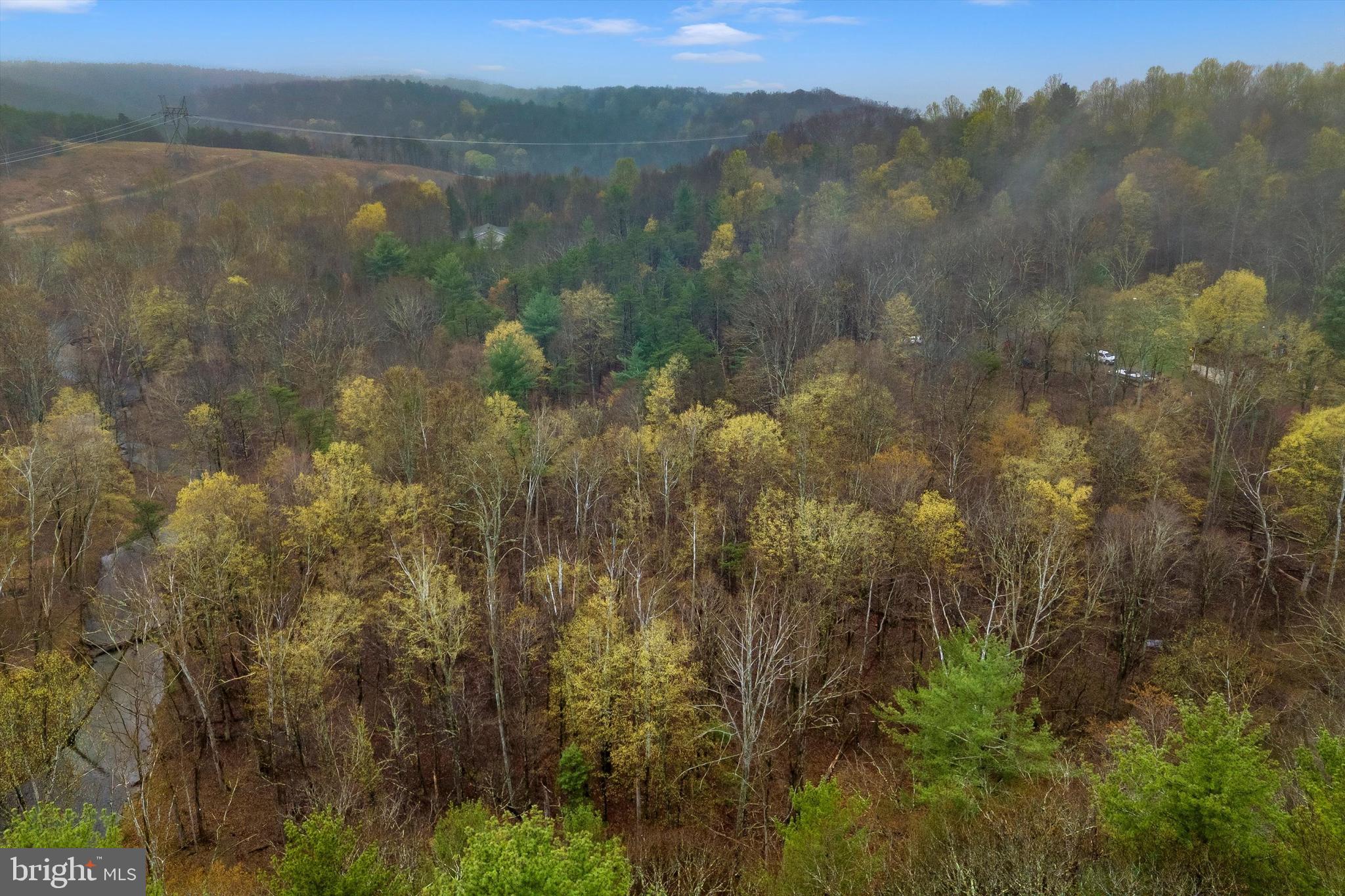 BEAVER DAM WOODS - Land