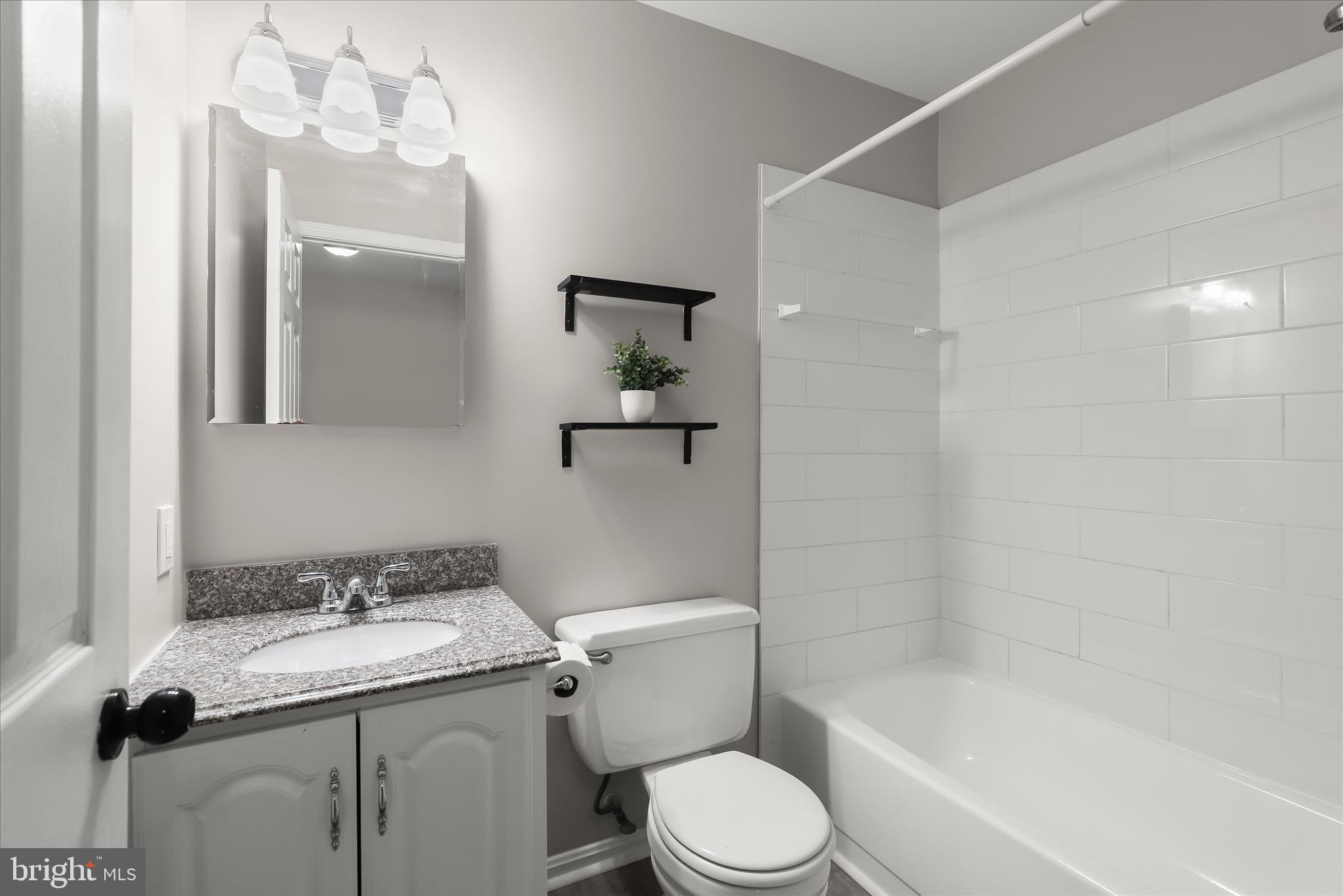 RICHARDSON MEWS - Residential