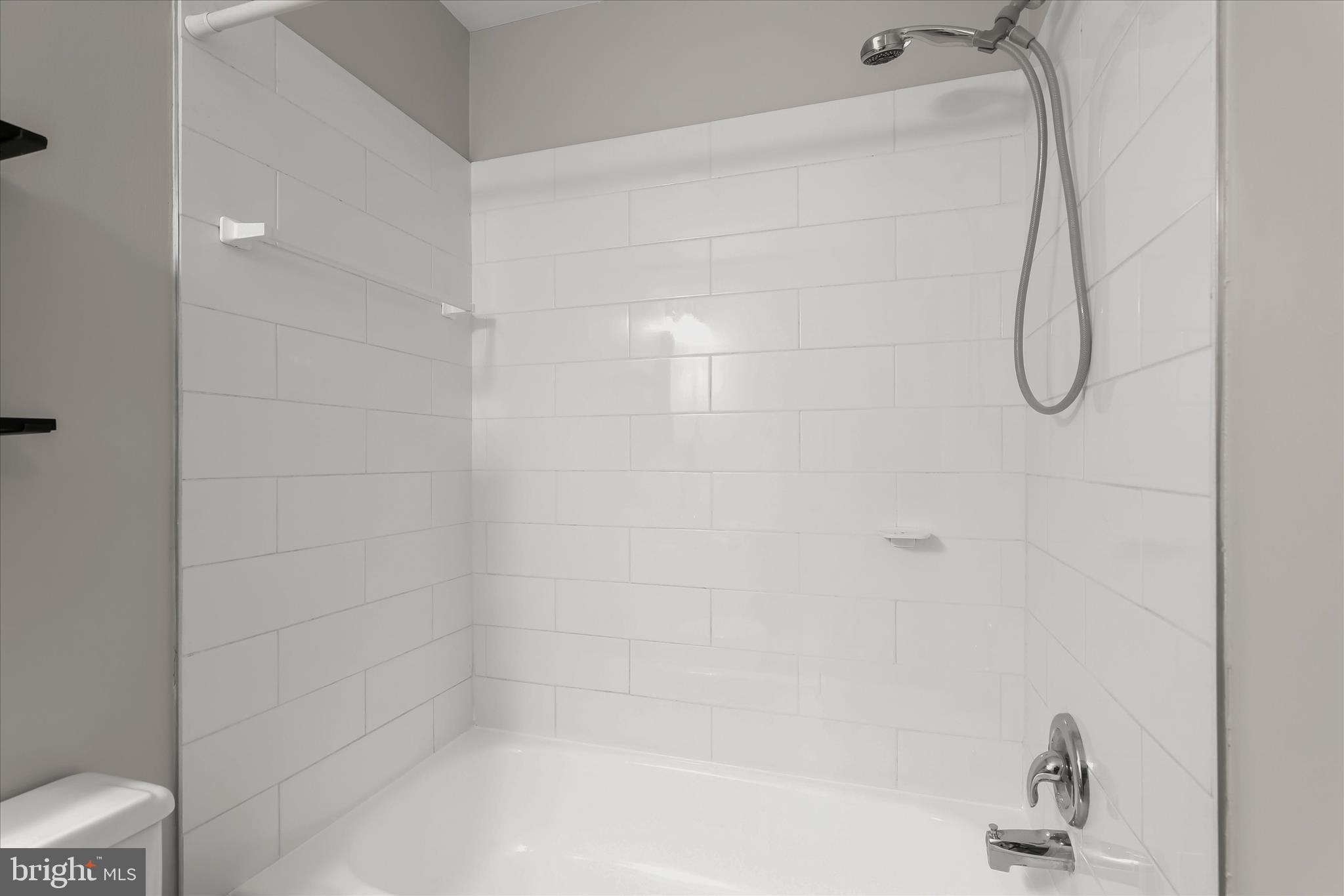 RICHARDSON MEWS - Residential