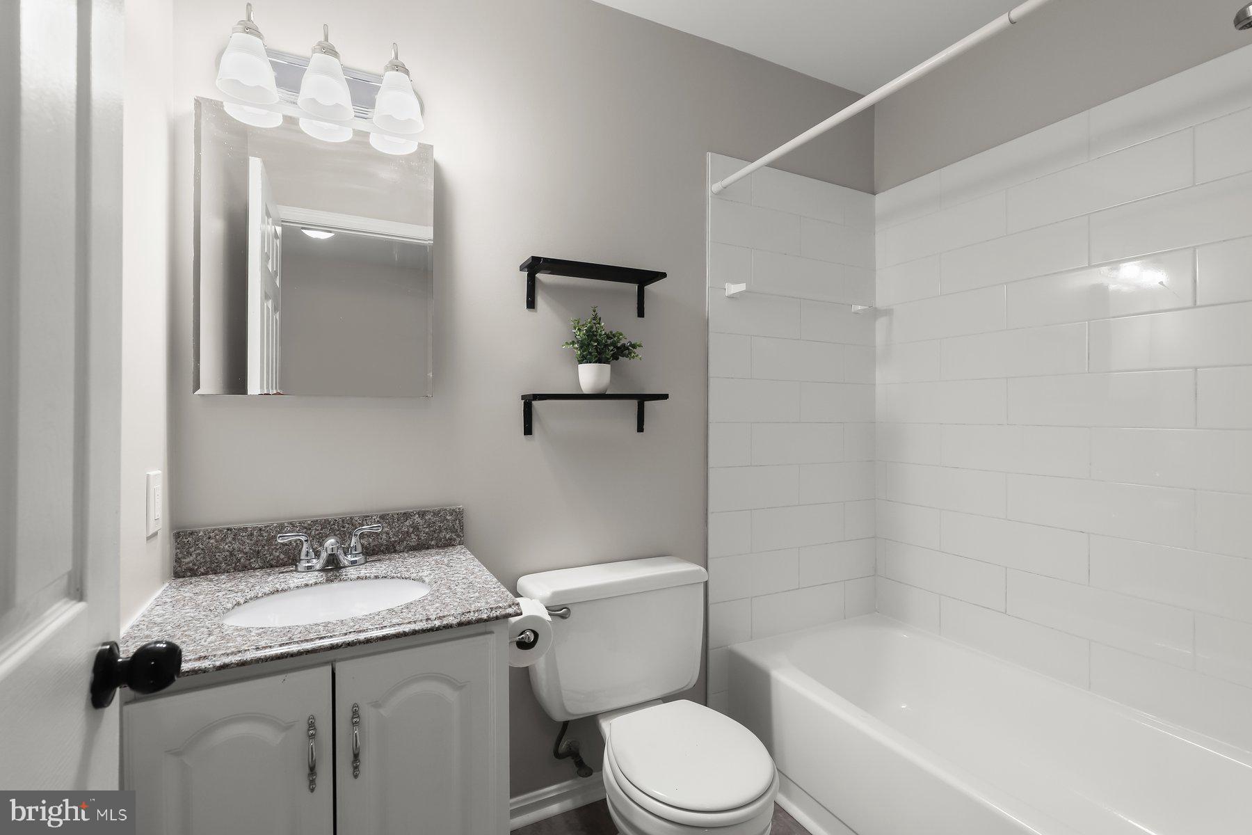 RICHARDSON MEWS - Residential