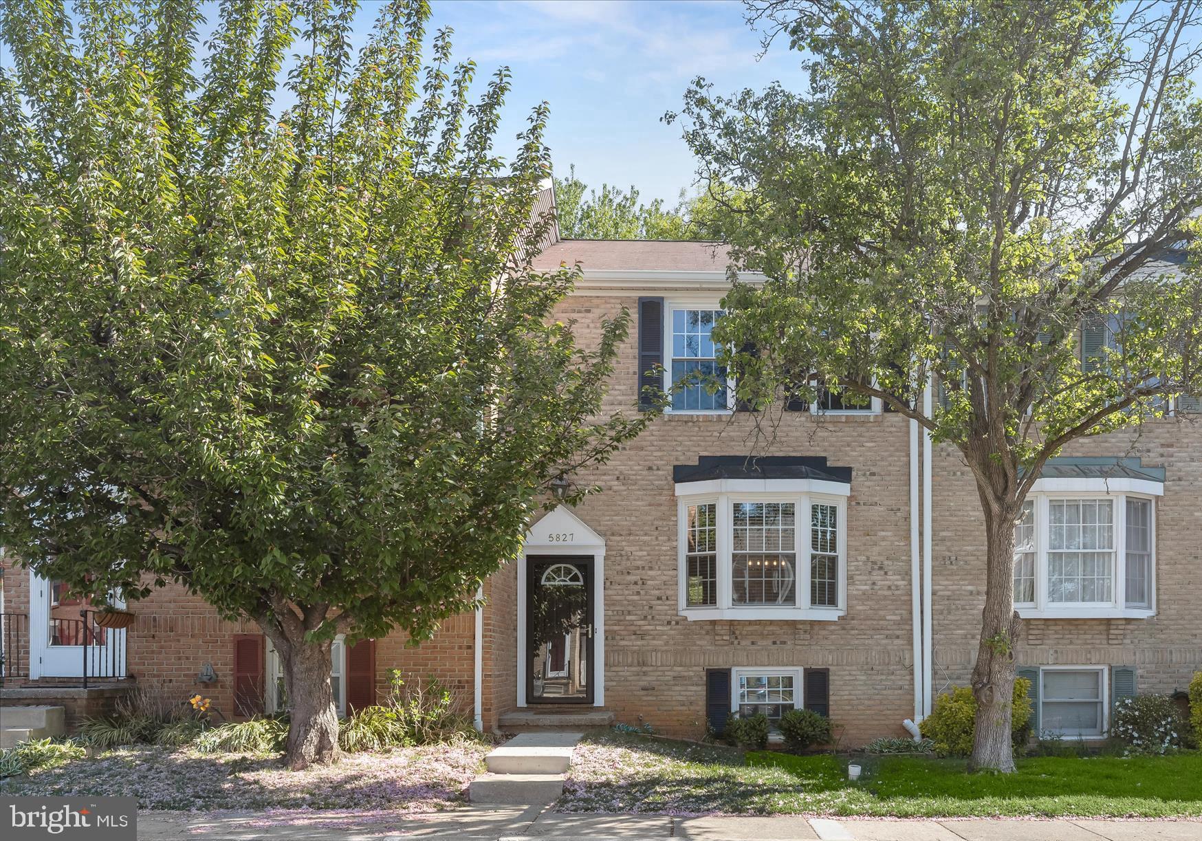 RICHARDSON MEWS - Residential