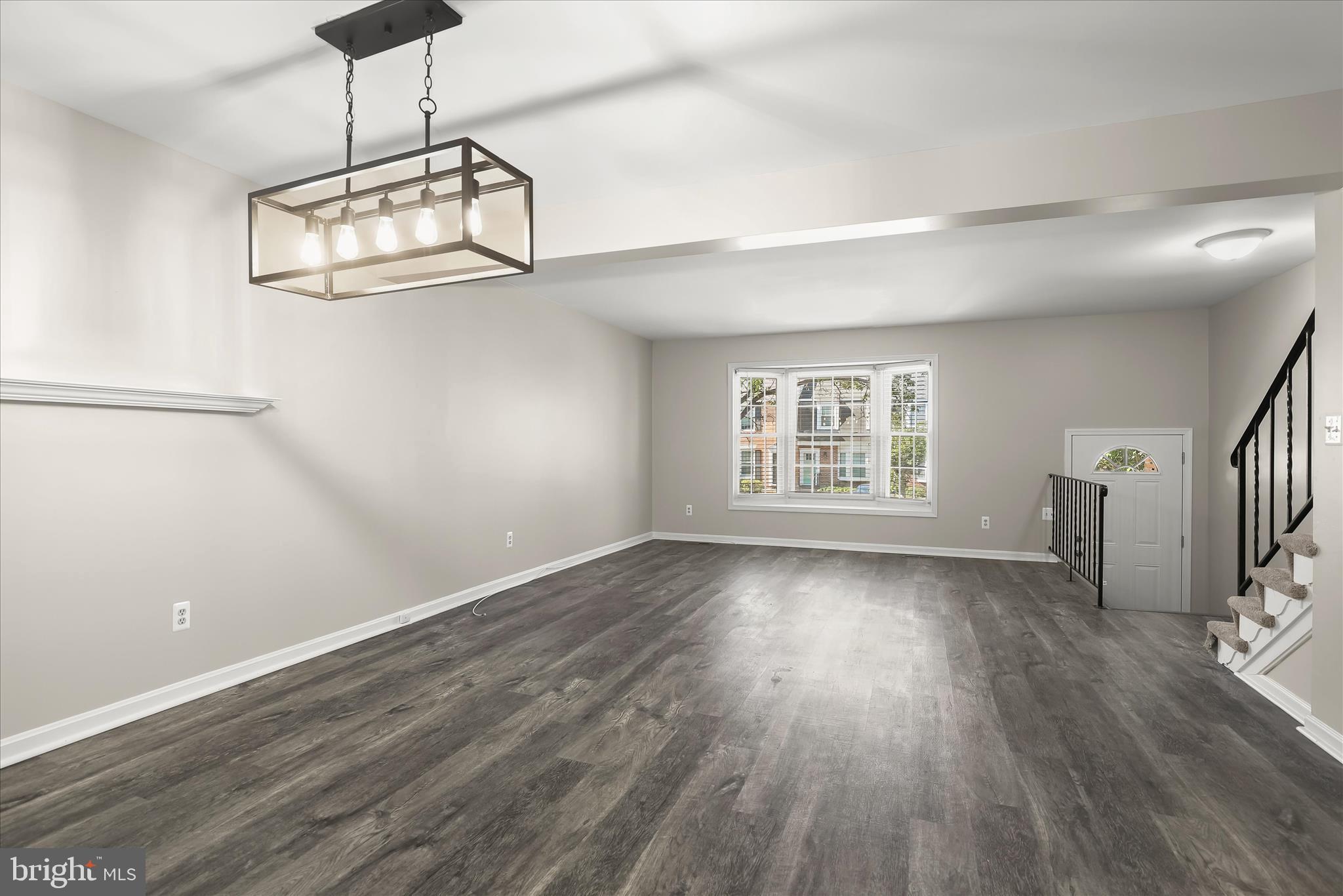 RICHARDSON MEWS - Residential