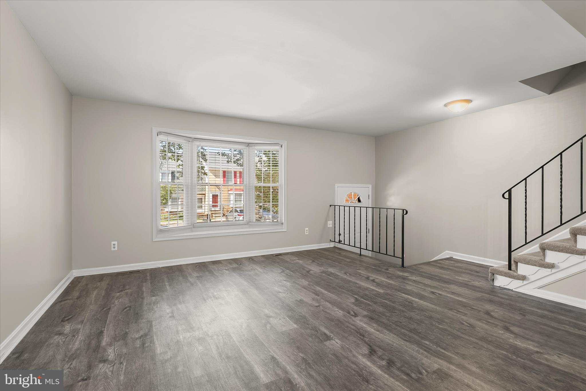 RICHARDSON MEWS - Residential