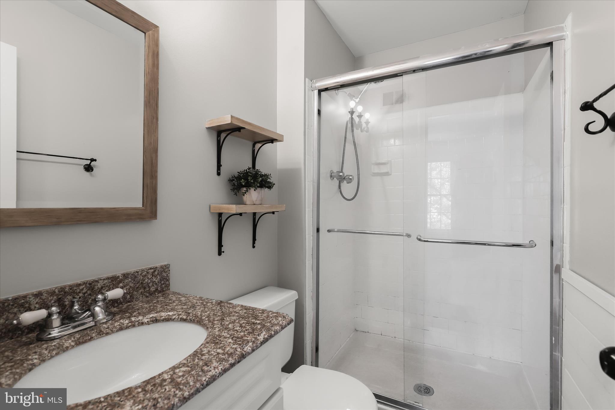 RICHARDSON MEWS - Residential