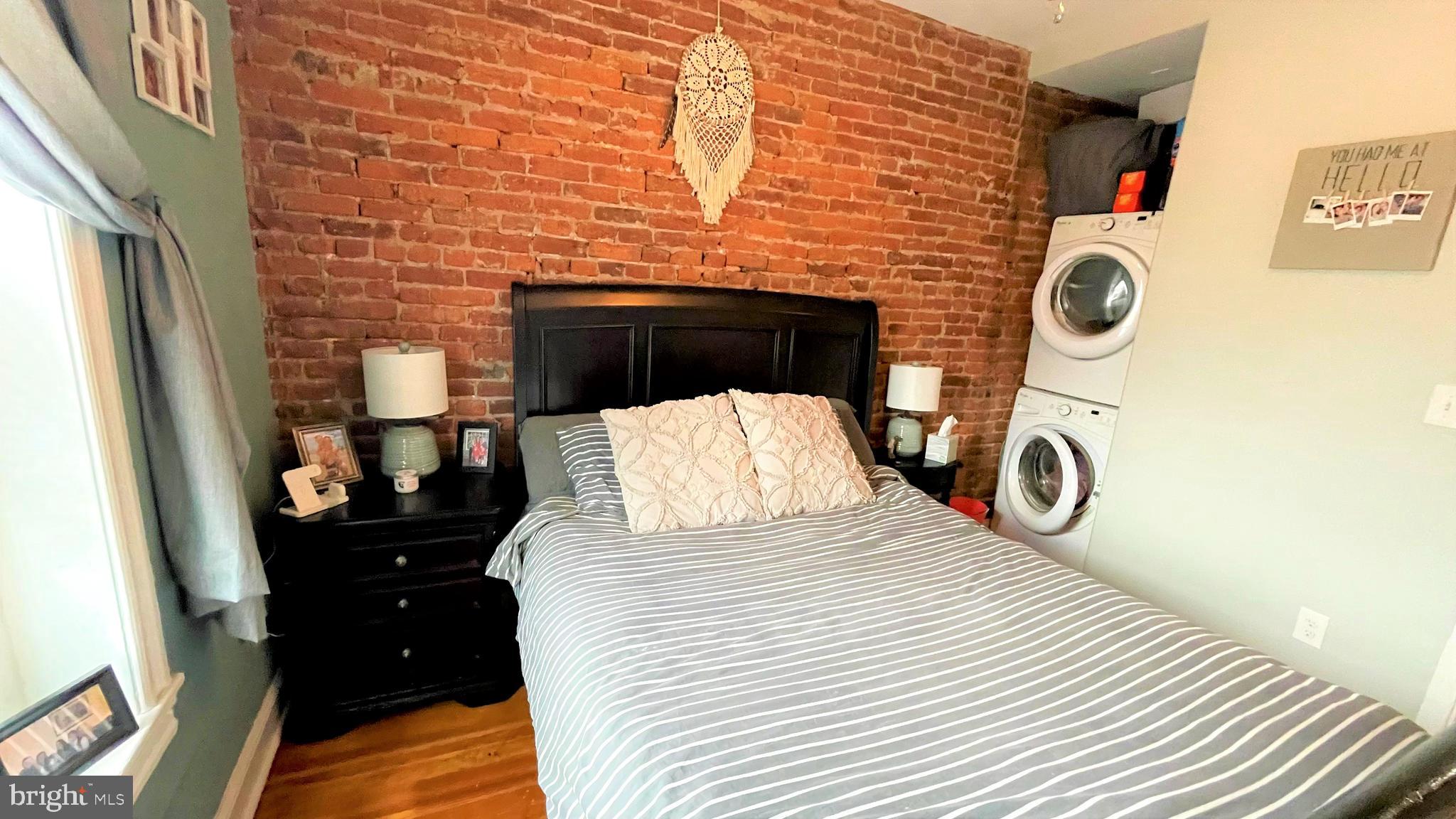 ROXBOROUGH - Residential Lease