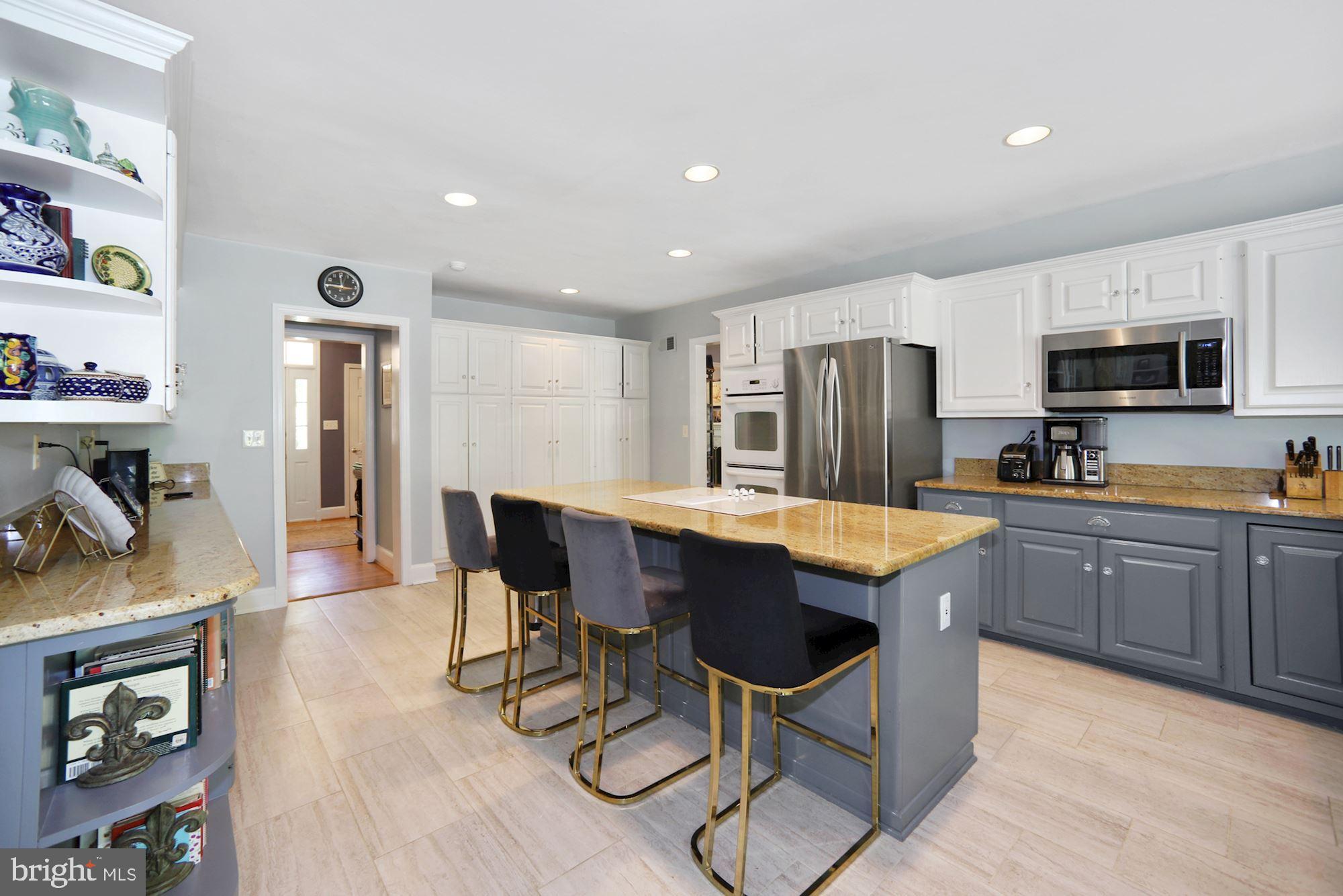 POTOMAC HUNT ACRES - Residential