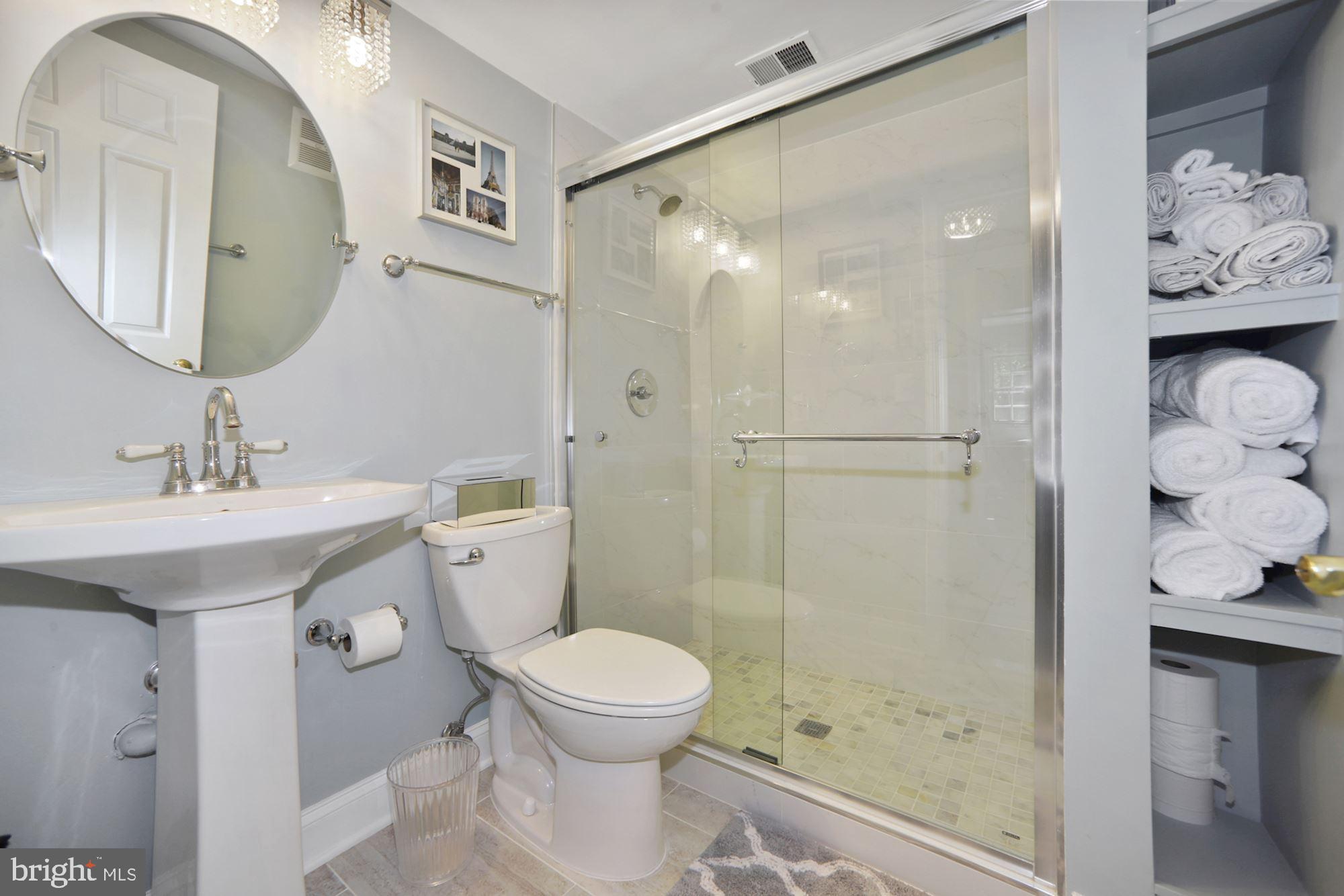 POTOMAC HUNT ACRES - Residential