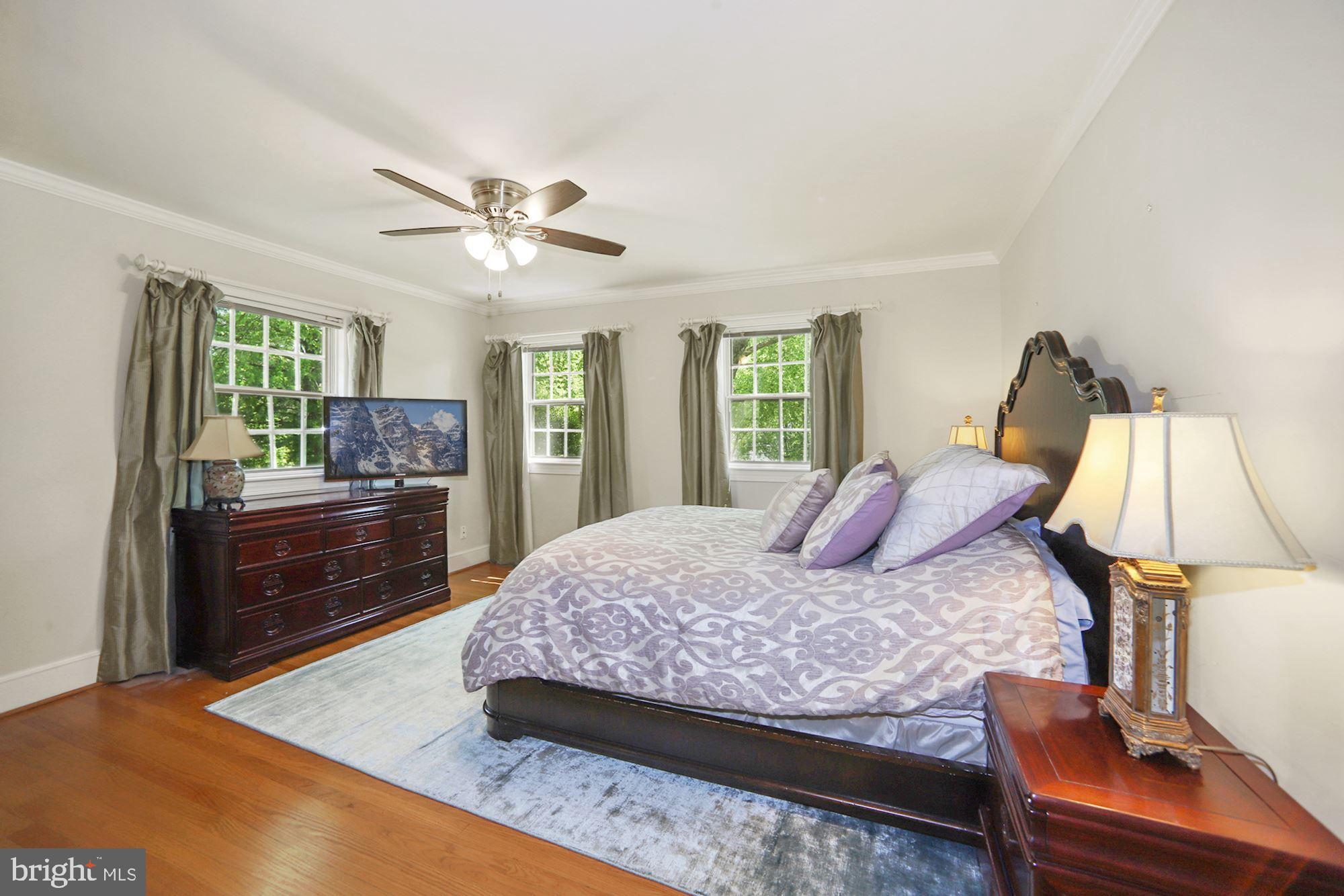 POTOMAC HUNT ACRES - Residential