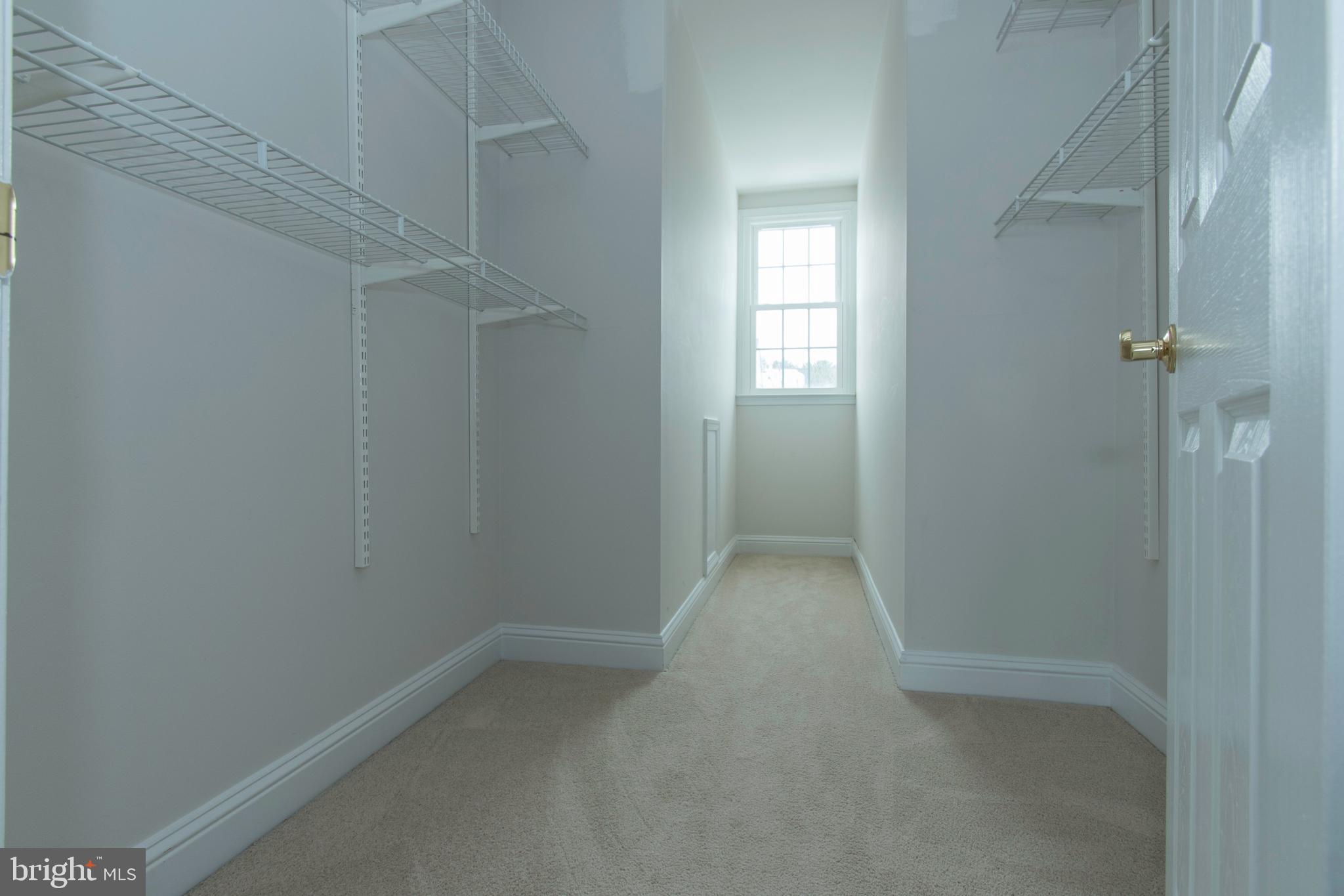 POTOMAC GLEN - Residential