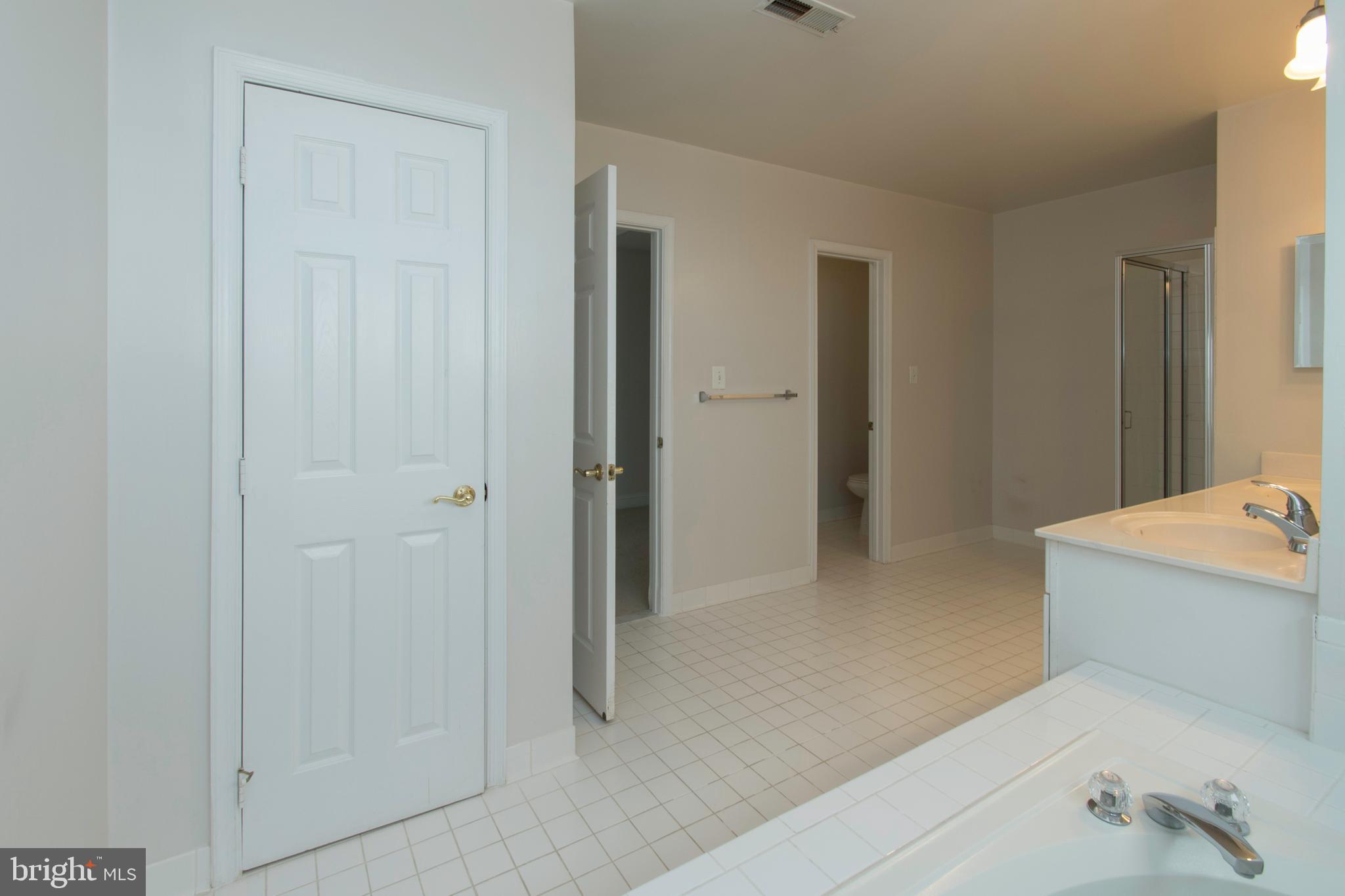 POTOMAC GLEN - Residential