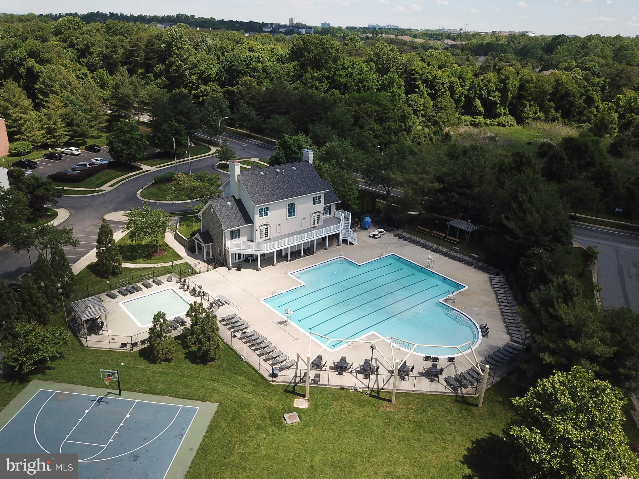 POTOMAC GLEN - Residential