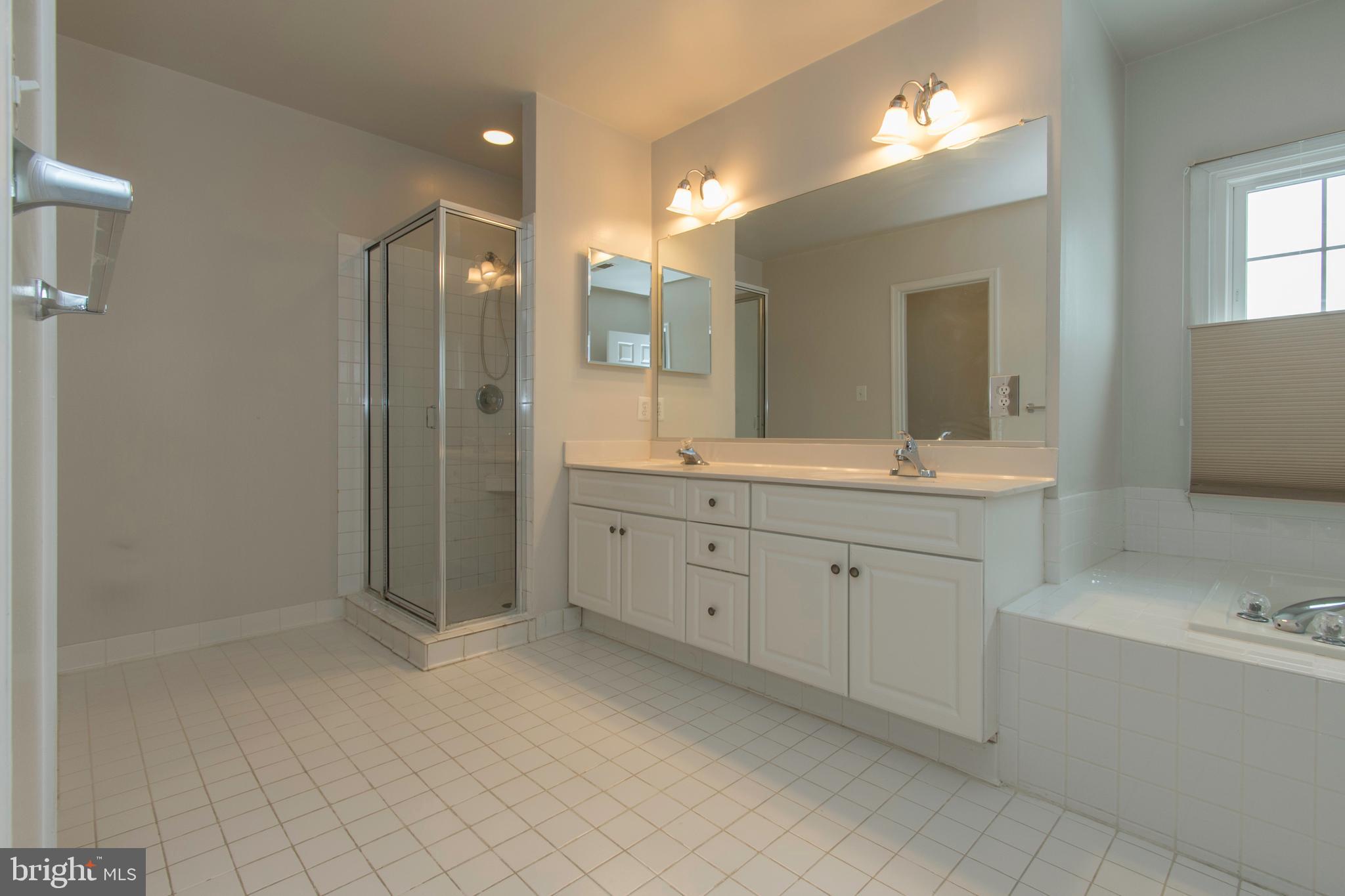 POTOMAC GLEN - Residential