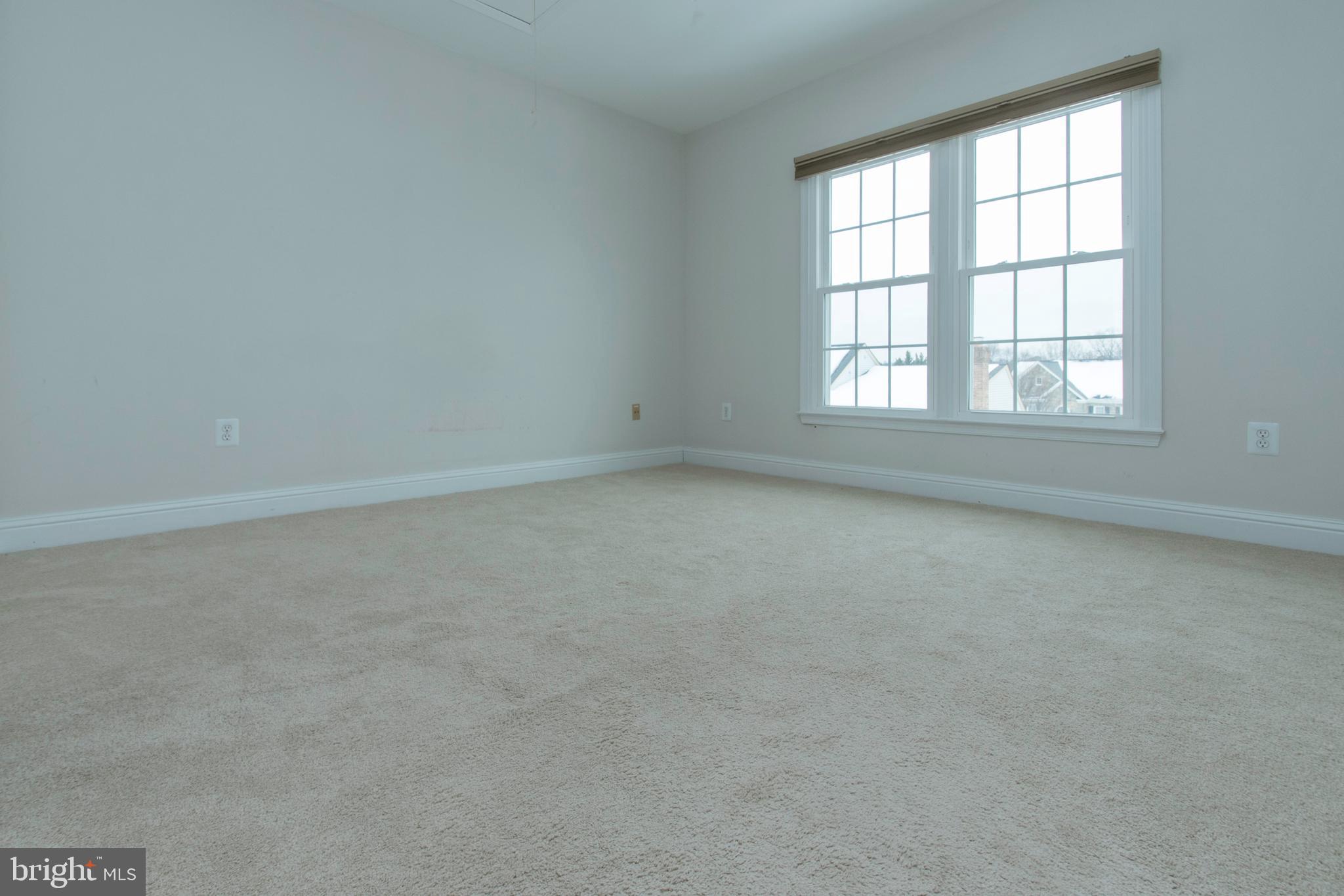 POTOMAC GLEN - Residential