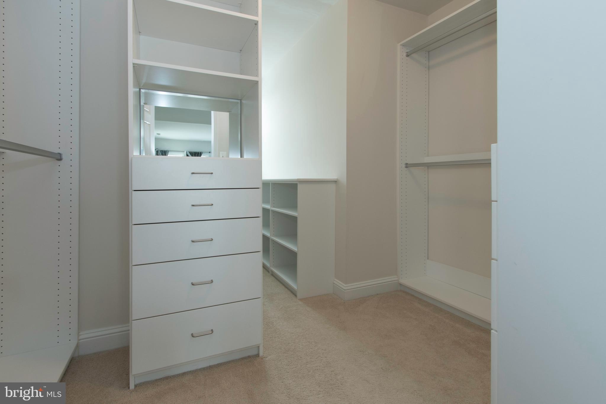 POTOMAC GLEN - Residential