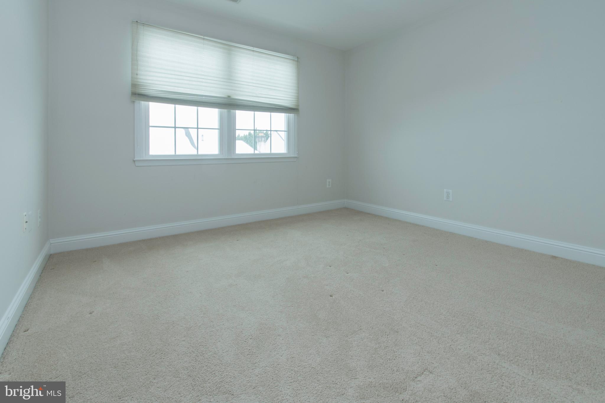 POTOMAC GLEN - Residential