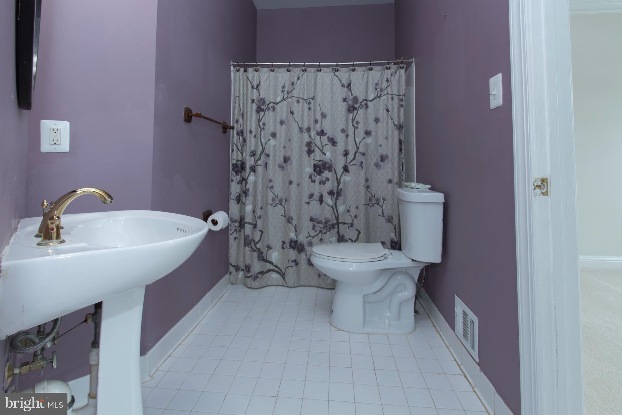 POTOMAC GLEN - Residential