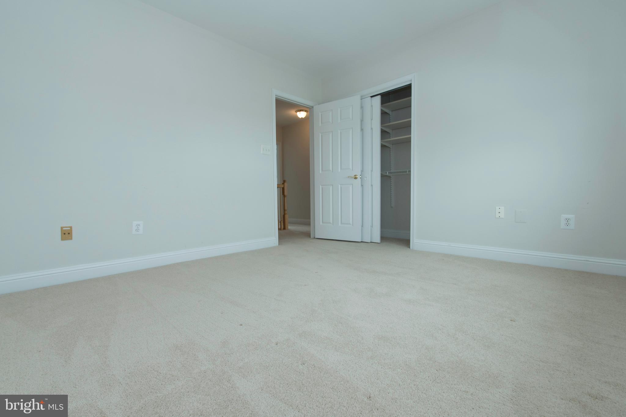 POTOMAC GLEN - Residential