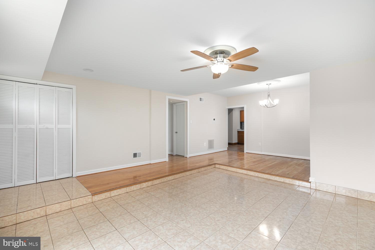 BENTLEY VILLAGE - Residential