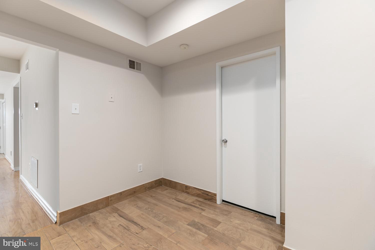 BENTLEY VILLAGE - Residential