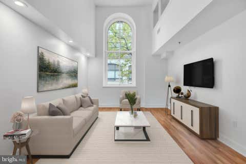 Condo For Sale - 300 N 3rd Street #102<br/> PHILADELPHIA, PA 19106