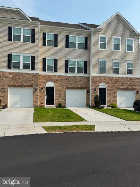 Townhouse For Rent - 288 Macoun Way<br/> GLASSBORO, NJ 08028