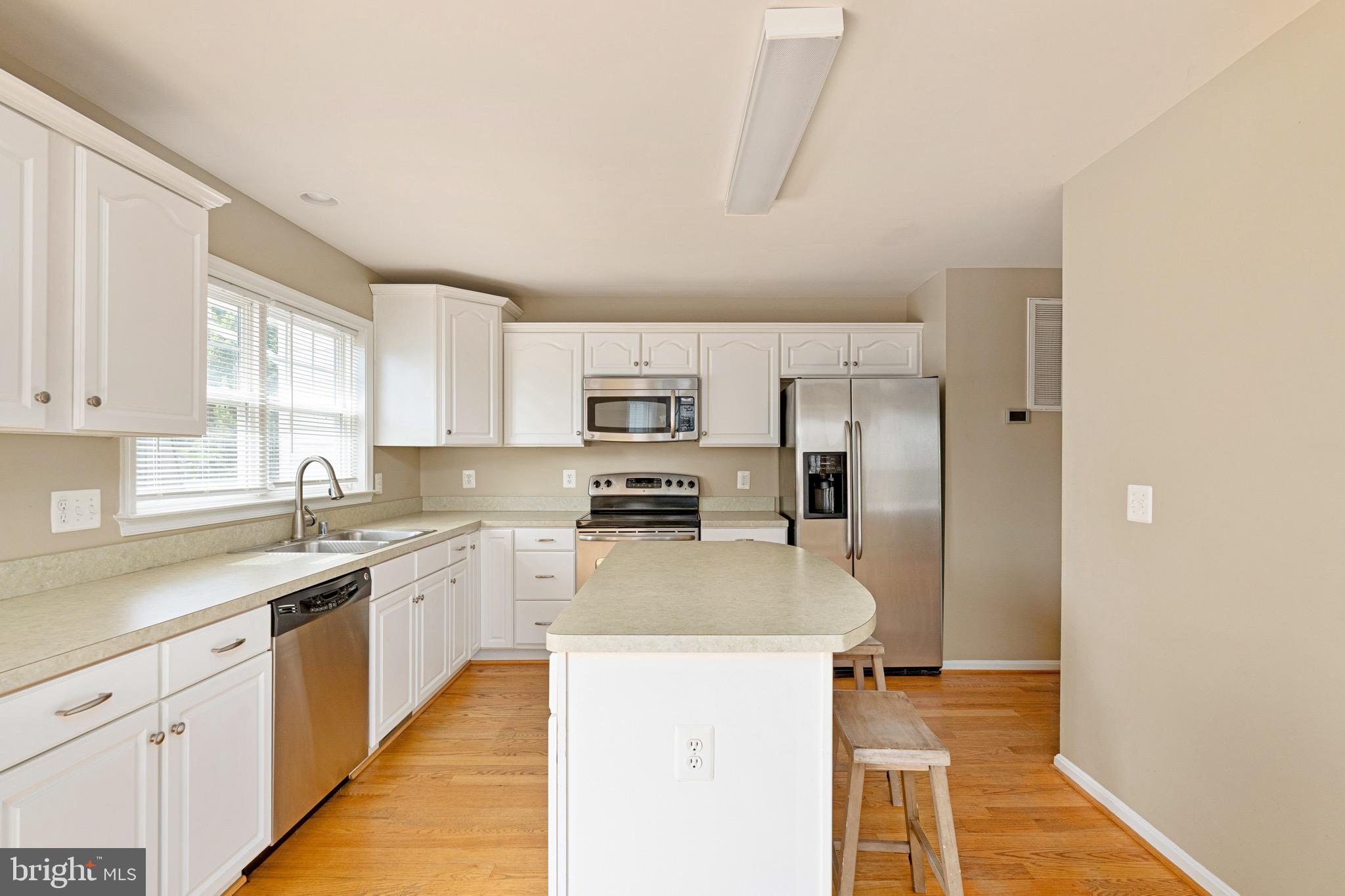 WILDERNESS SHORES - Residential