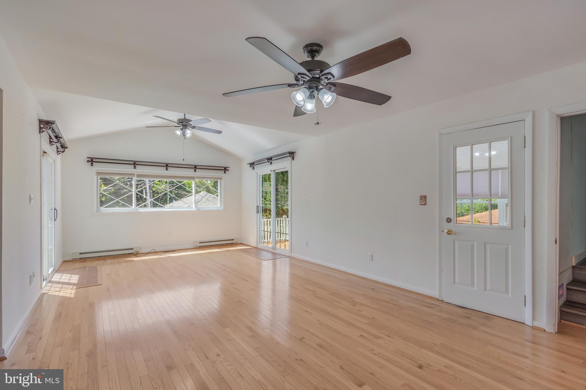 219 CORONET DRIVE